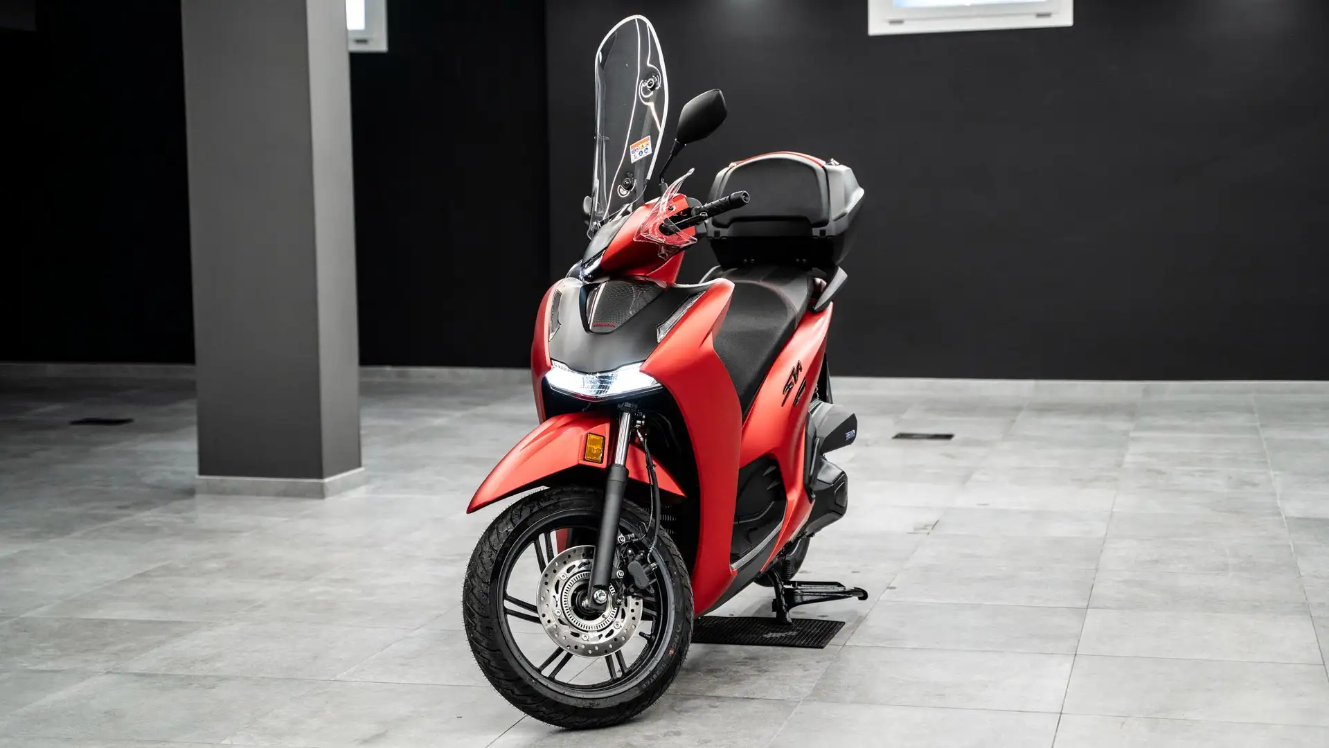 Honda SH 350i SPORT NEW MODEL DISPONIBILE PRONTA CONSEGNA Червоний - 1