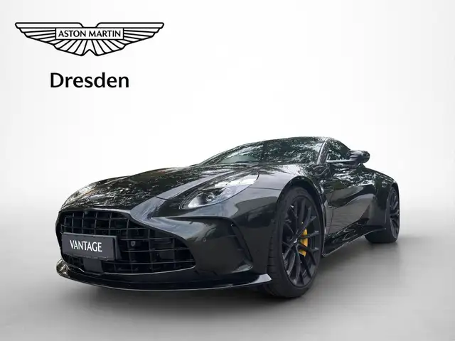 Aston Martin V8