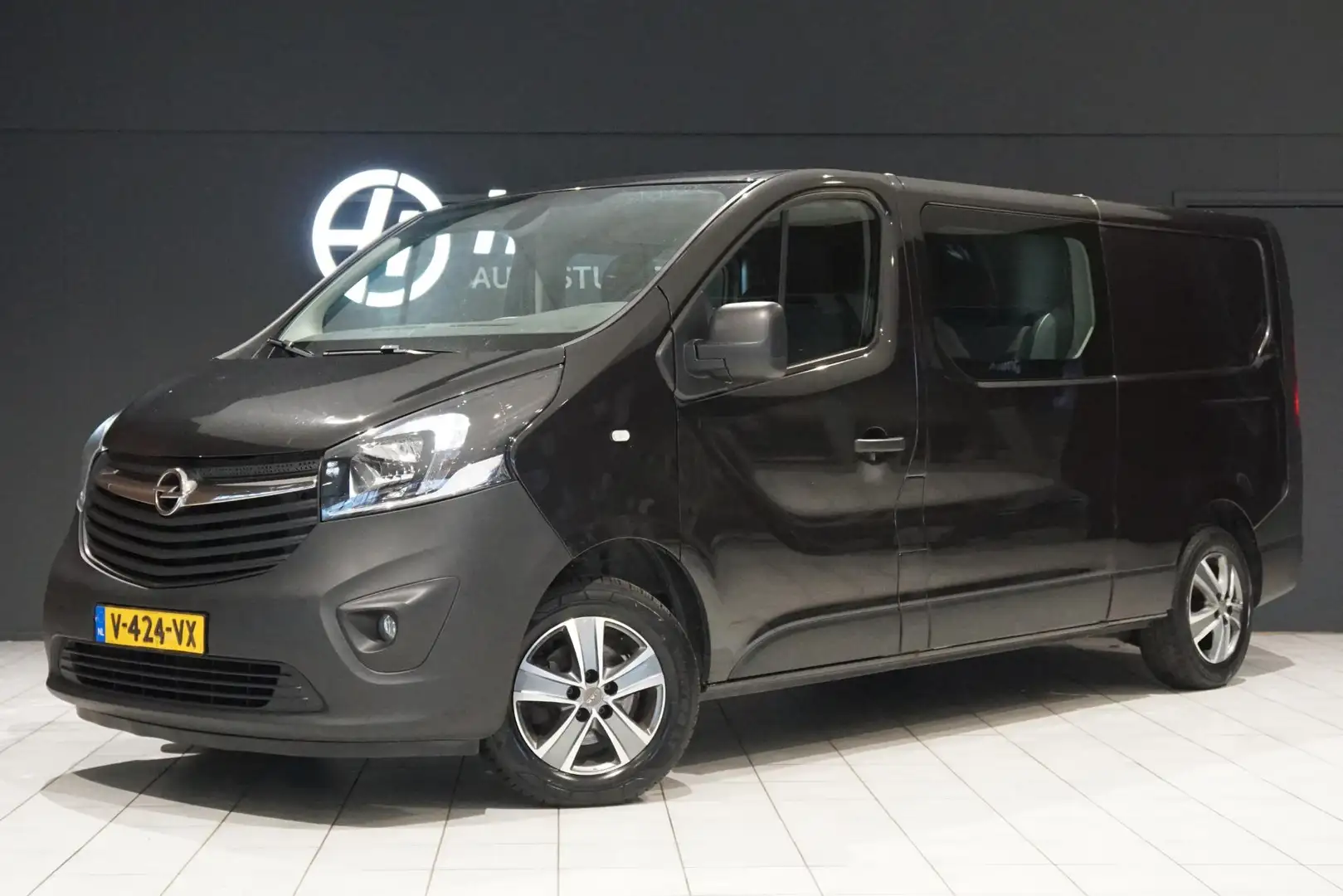 Opel Vivaro 1.6 CDTI L2H1 DC Edition EcoFlex + TREKHAAK / CAME Zwart - 1