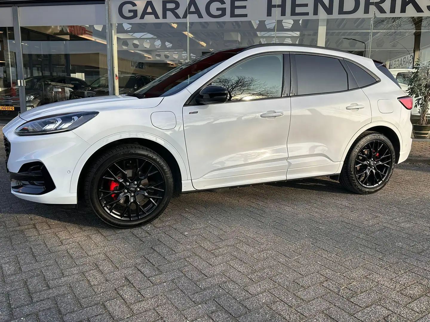 Ford Kuga 2.5 PHEV ST-Line X Black Edition | Two Tone | Adap Blanc - 2