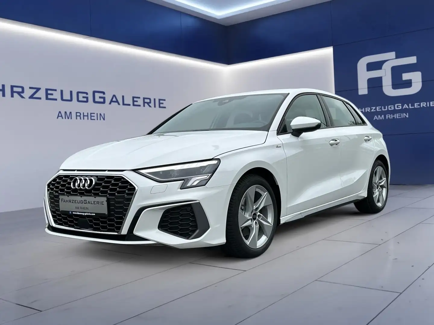 Audi A3 35 TFSI Sportback S line S tronic LED MMI ACC Blanc - 2