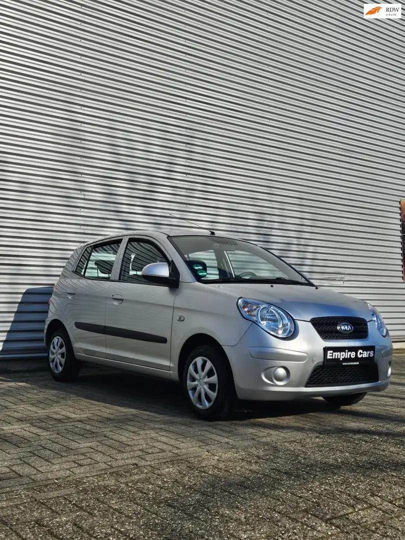 Kia Picanto 1.1 Fifteen Grijs - 1