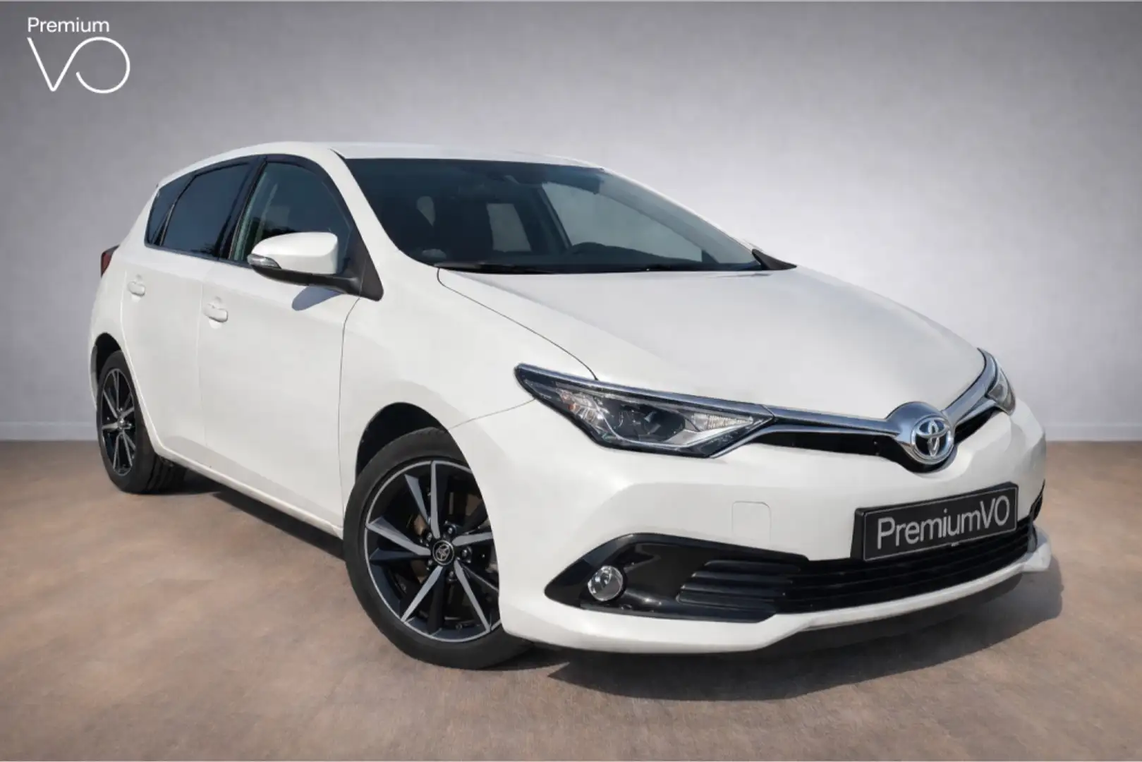Toyota Auris hybrid 140H Feel! Edition Blanco - 1