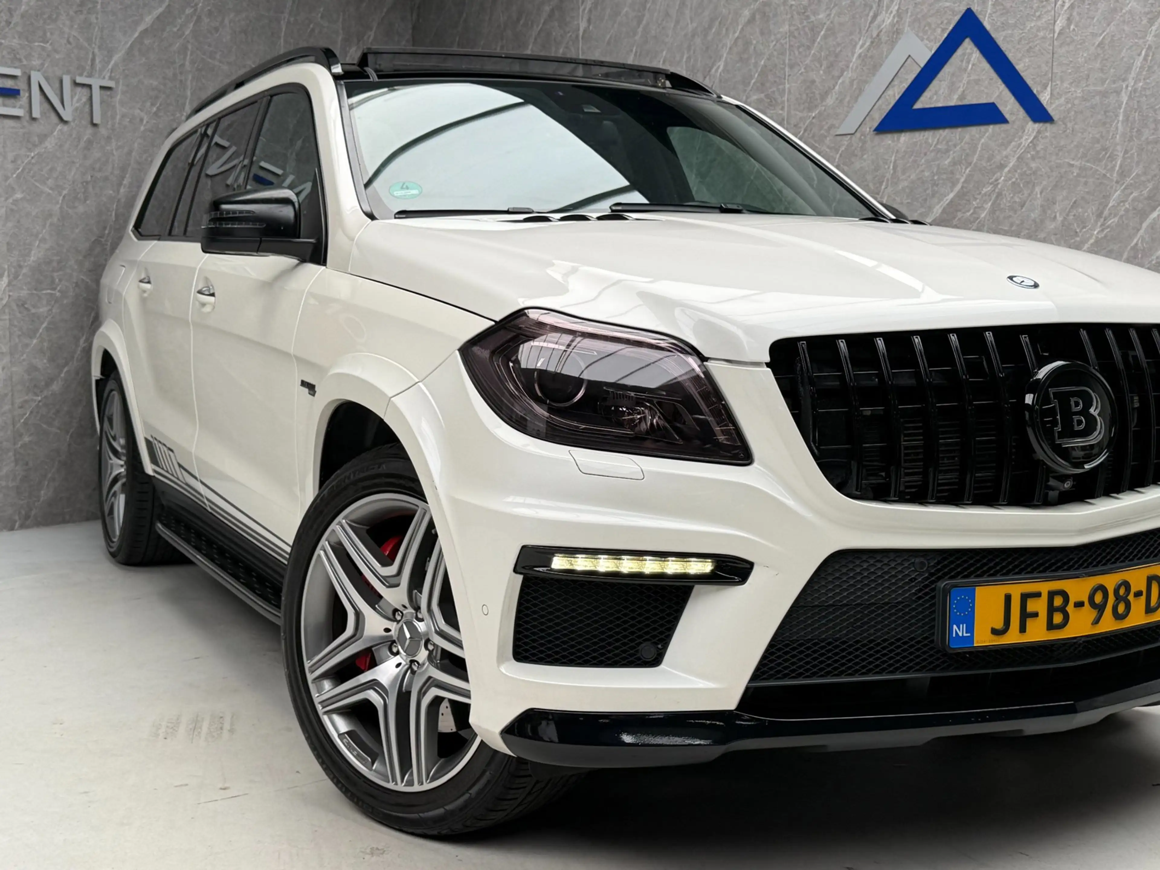 Mercedes-Benz GL 63 AMG 558 PK / 7-Zits / Dealer Onderhouden / Net — photo 12