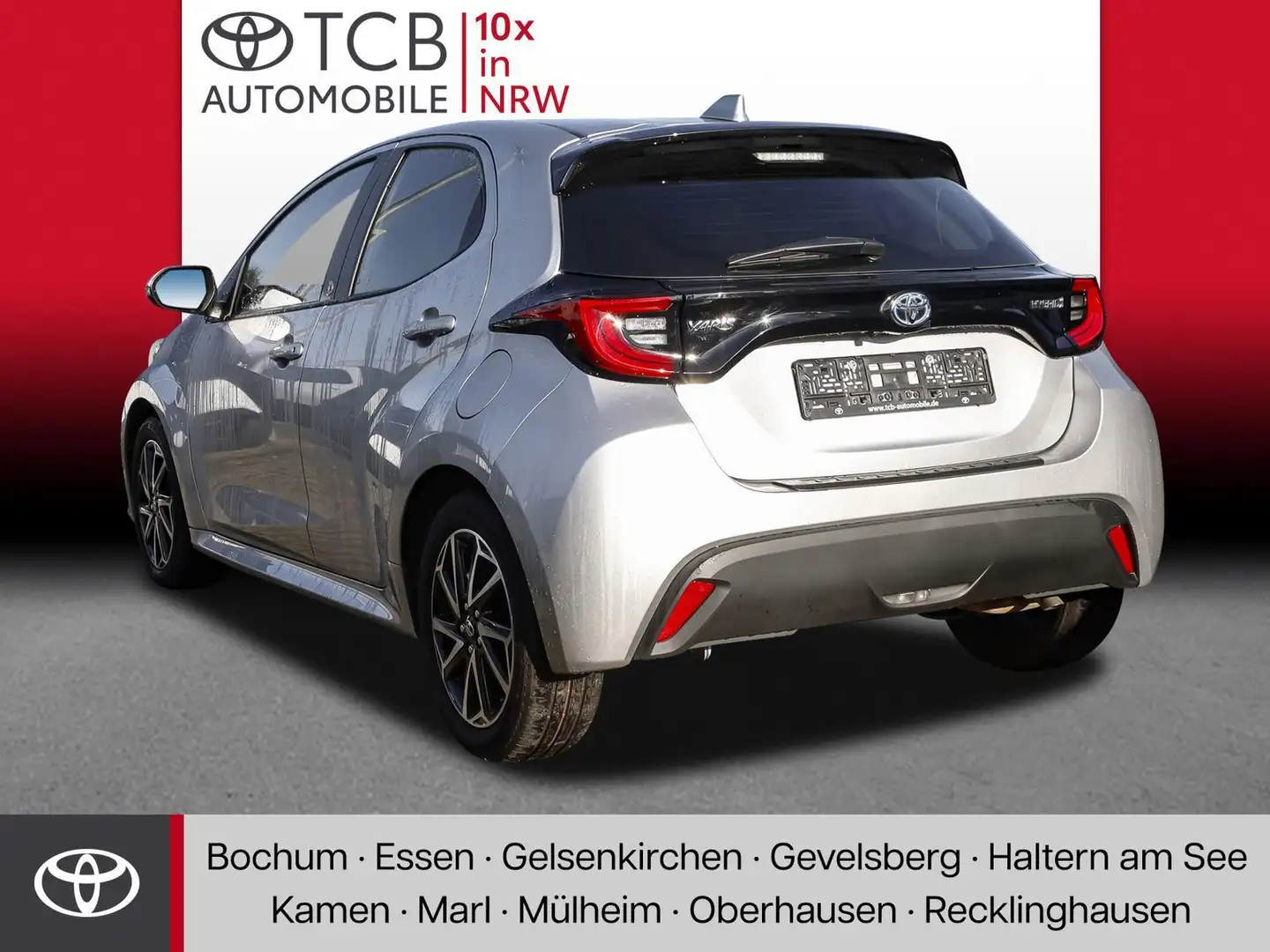 Toyota Yaris 1.5 HYBRID TEAM D NAVI KAMERA KLIMA ALU BT Silber - 2