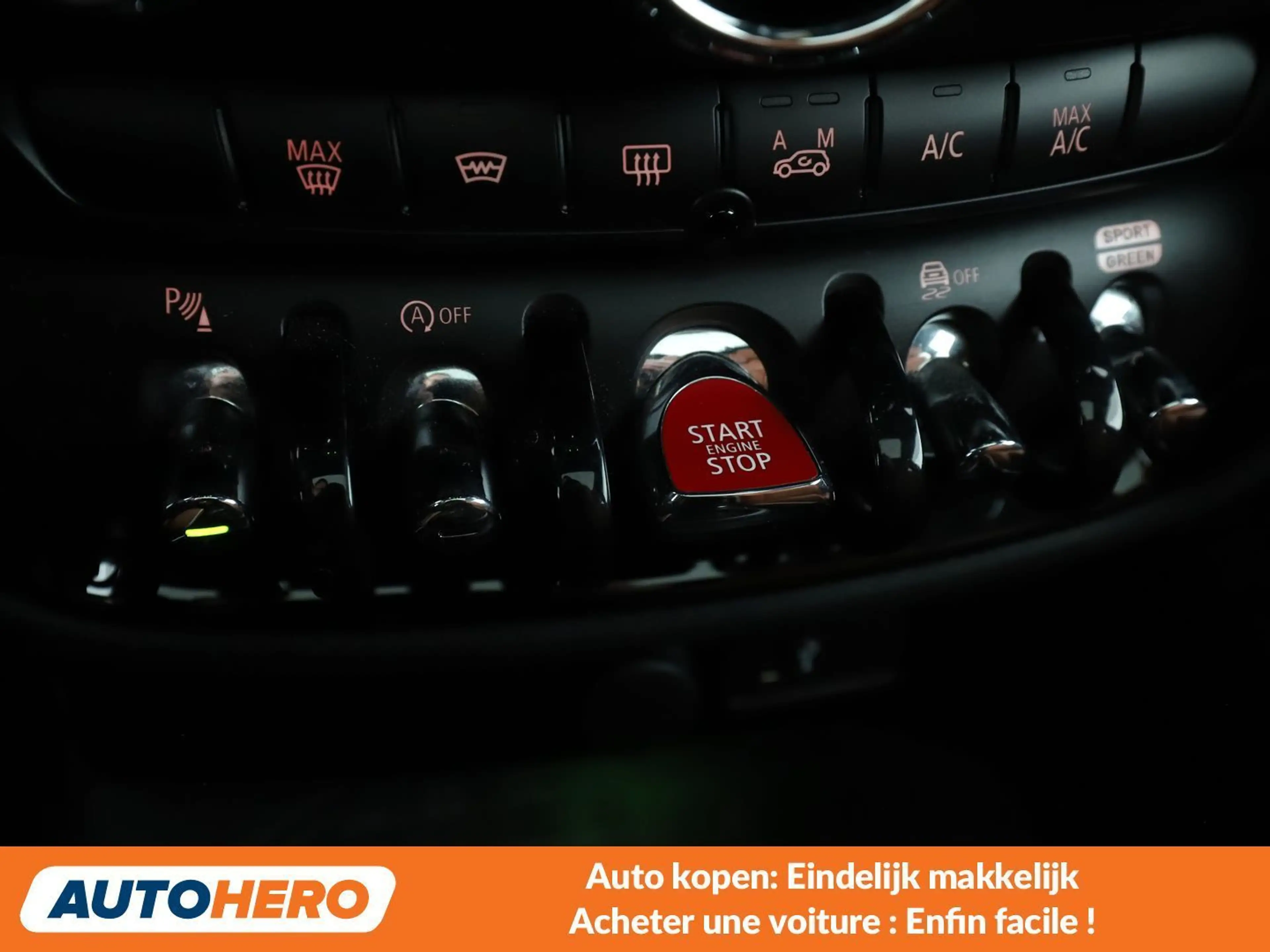 MINI John Cooper Works Clubman John Cooper Works ALL4 — photo 14
