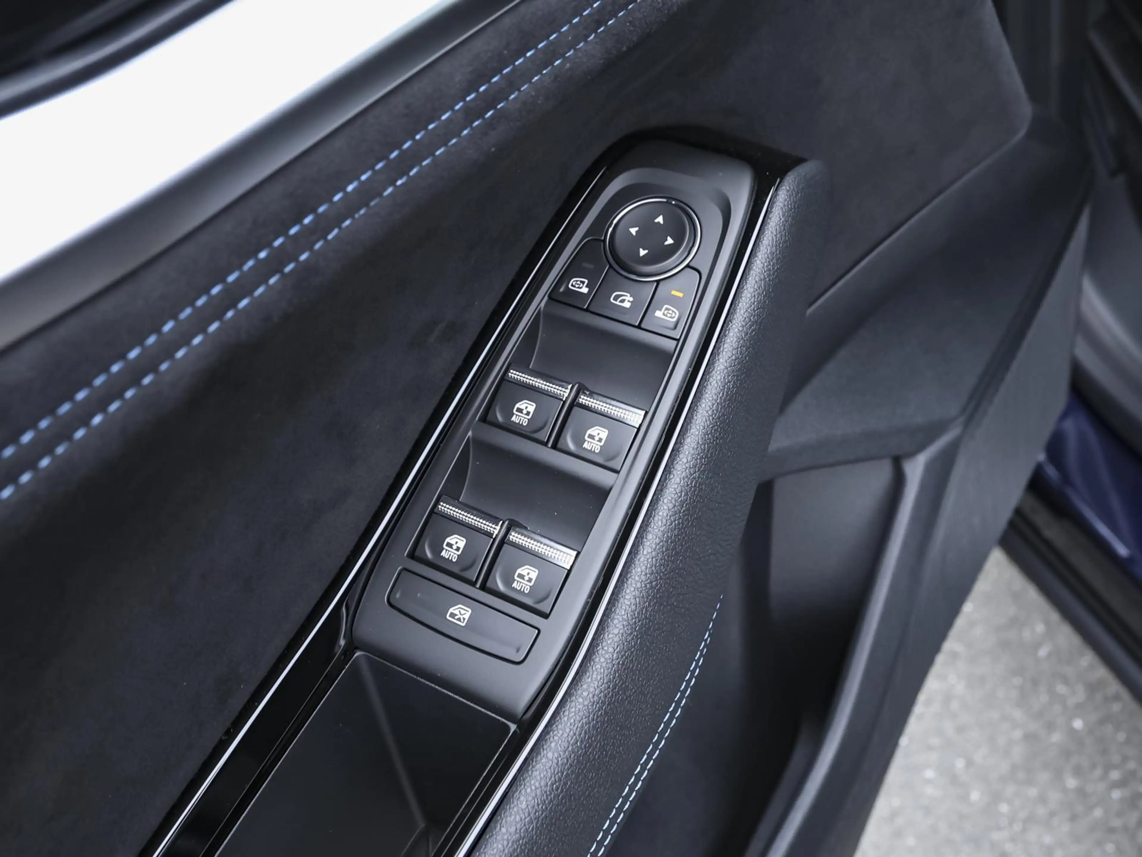 Renault Espace Esprit Alpine Full Hybrid 200 5-Sitzer — photo 10