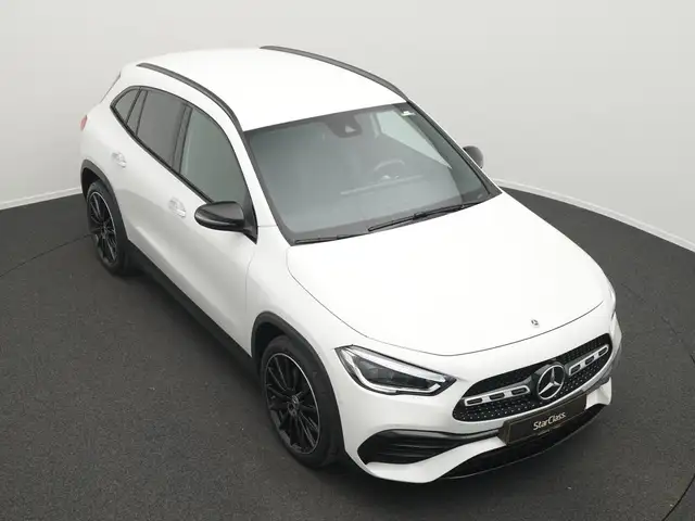 Mercedes-Benz Gla view 12