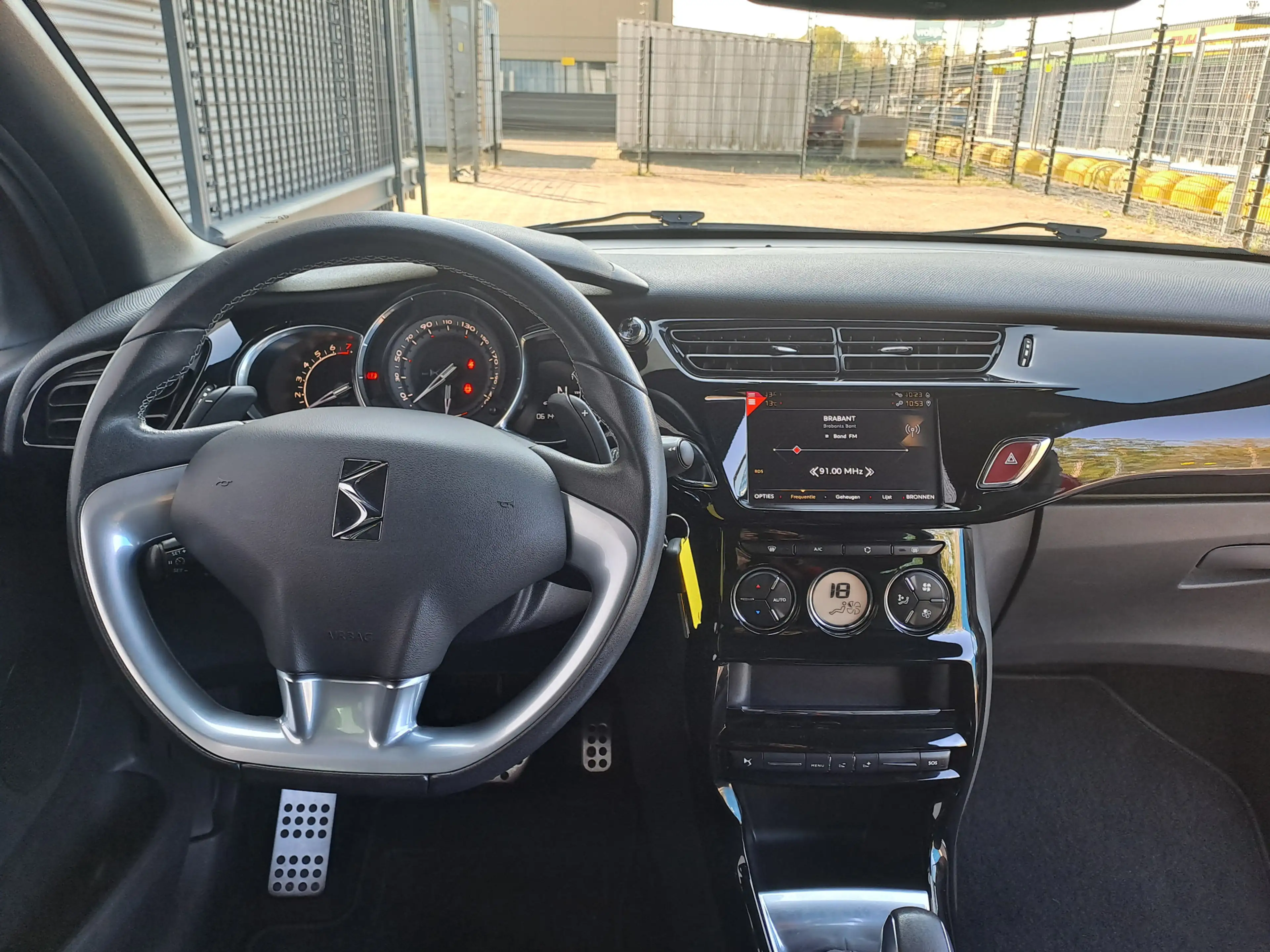 DS Automobiles DS 3 1.2 PureTech Performance Line AUTOMAAT | Navigatie — photo 17