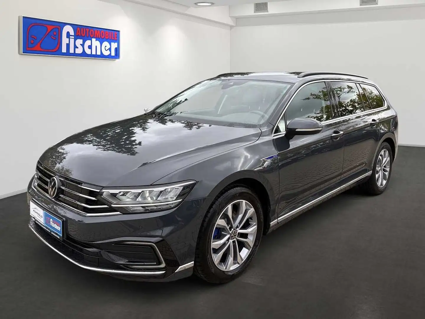 Volkswagen Passat Variant 1.4 TSI GT Garantie Navi Sitzhzg LaneAssist Grau - 1