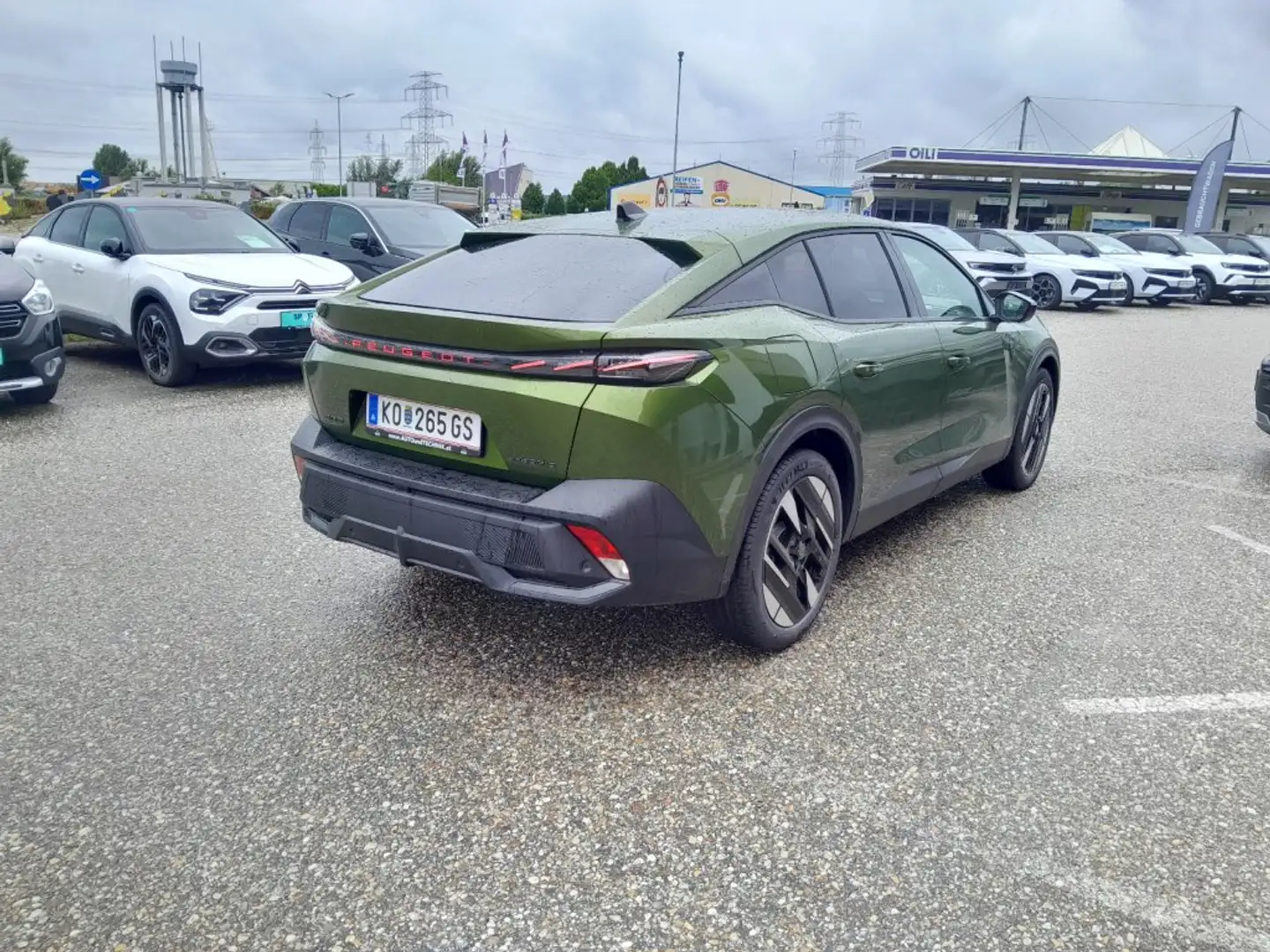 Peugeot 408 Neuer 408 GT EXCLUSIVE Hybrid 145 e-DCS6 Grün - 2