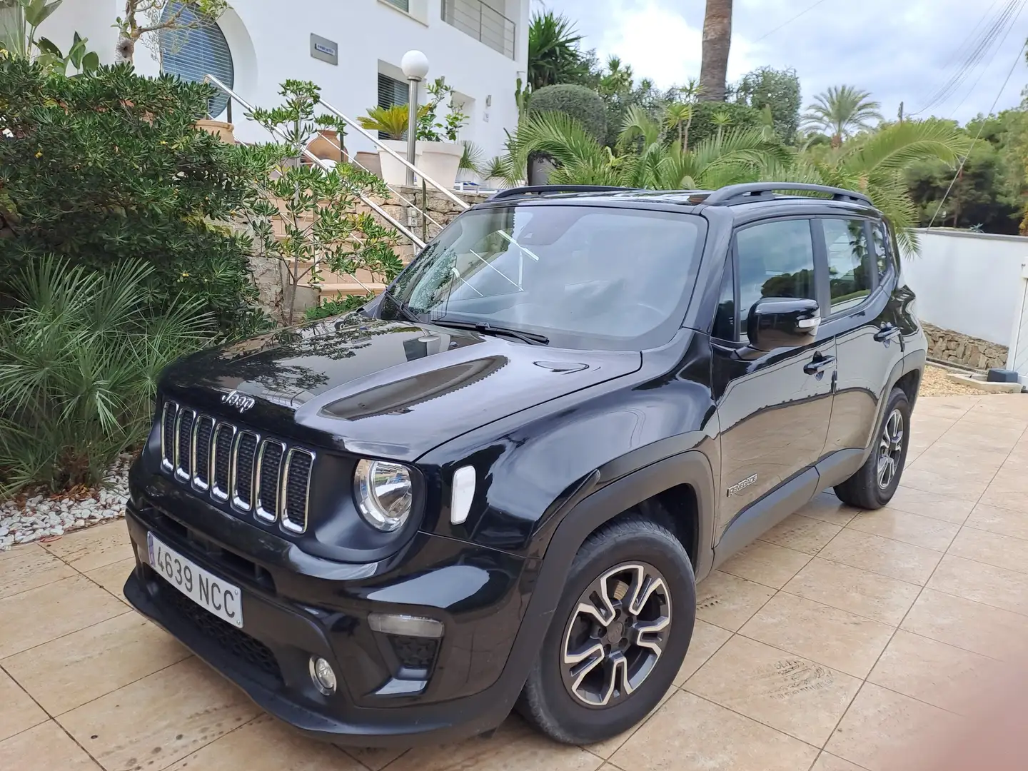 Jeep Renegade Longitude Negro - 1