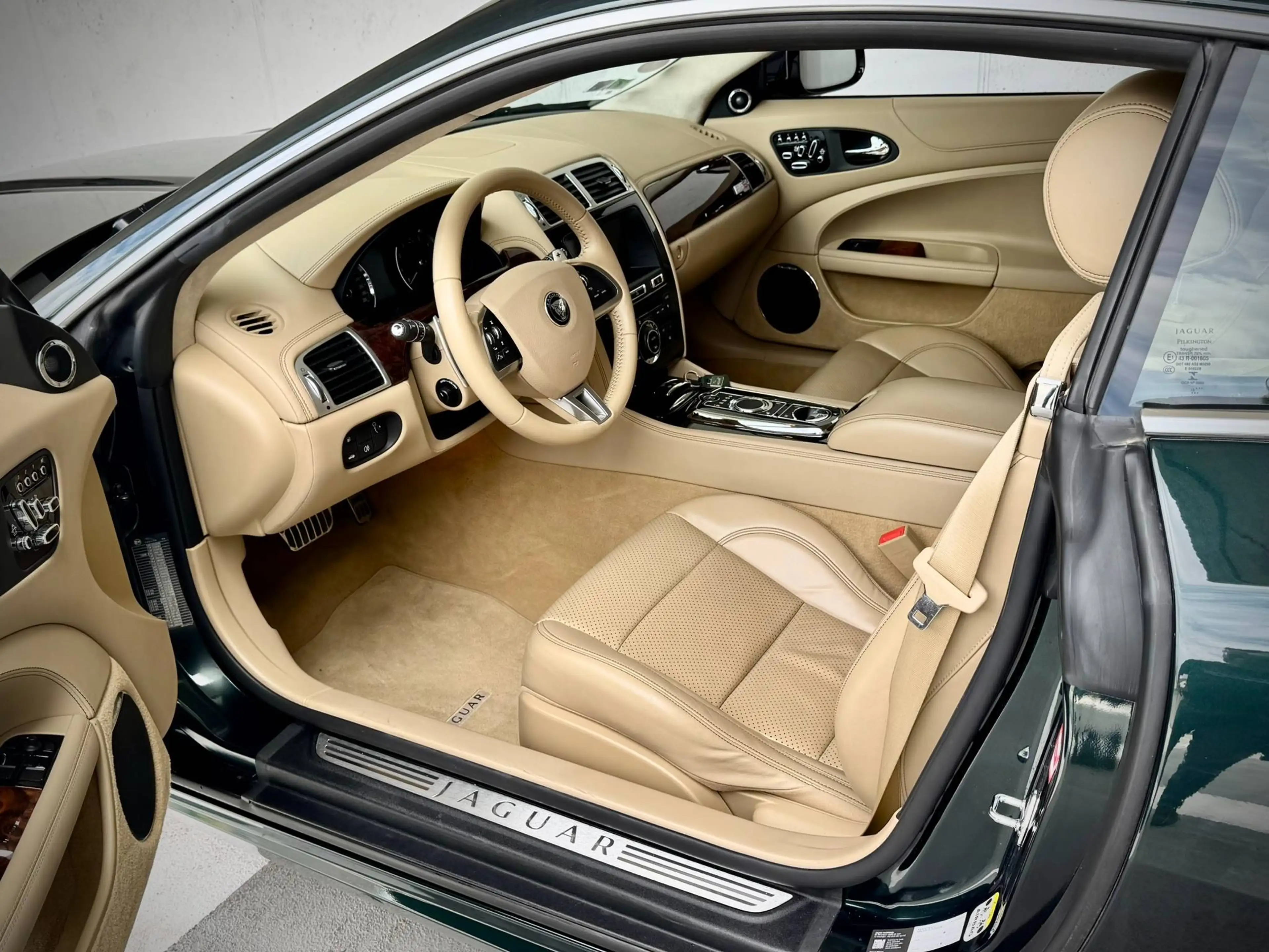 Jaguar XK XK Coupé 5.0i V8 Portfolio — photo 10