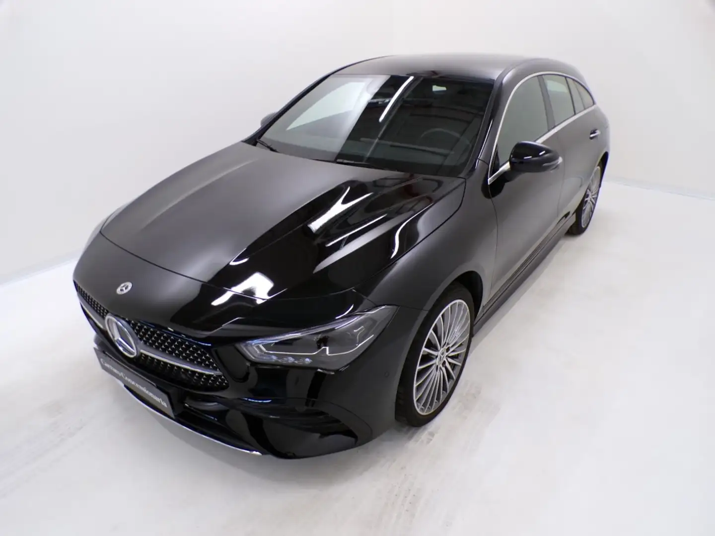 Mercedes-Benz CLA 250 e Plug-in hybrid Shooting Brake Nero - 1