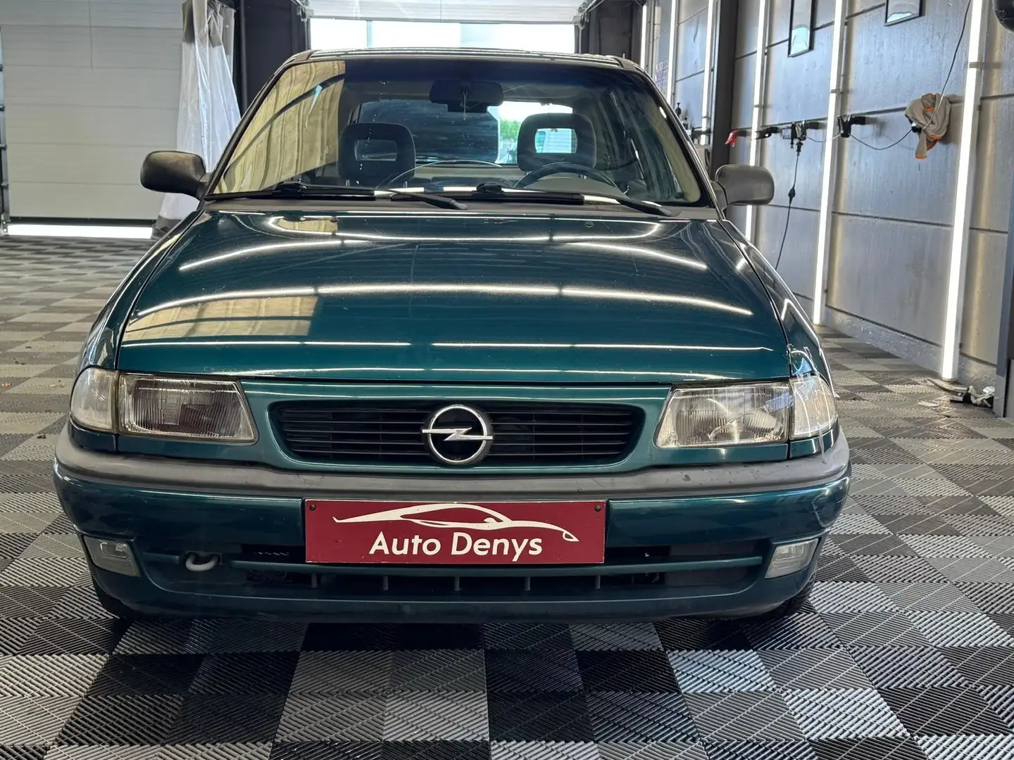 Opel Astra 1.4i benzine AUTOMATIQUE bj. 1997 Verde - 1