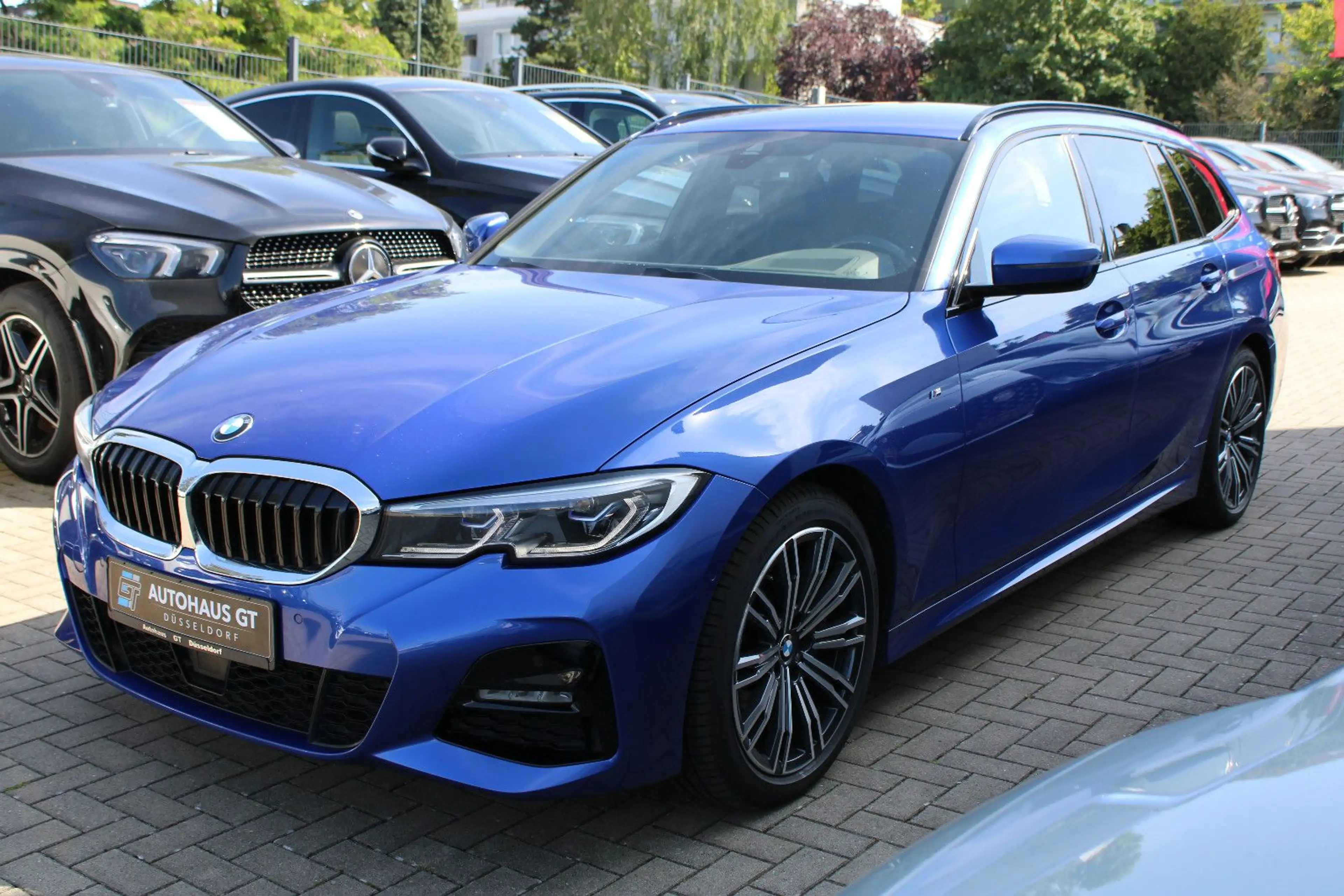 BMW 330 d xDrive Touring/M-Paket/HuD/ACC/Navi/Klima — photo 6