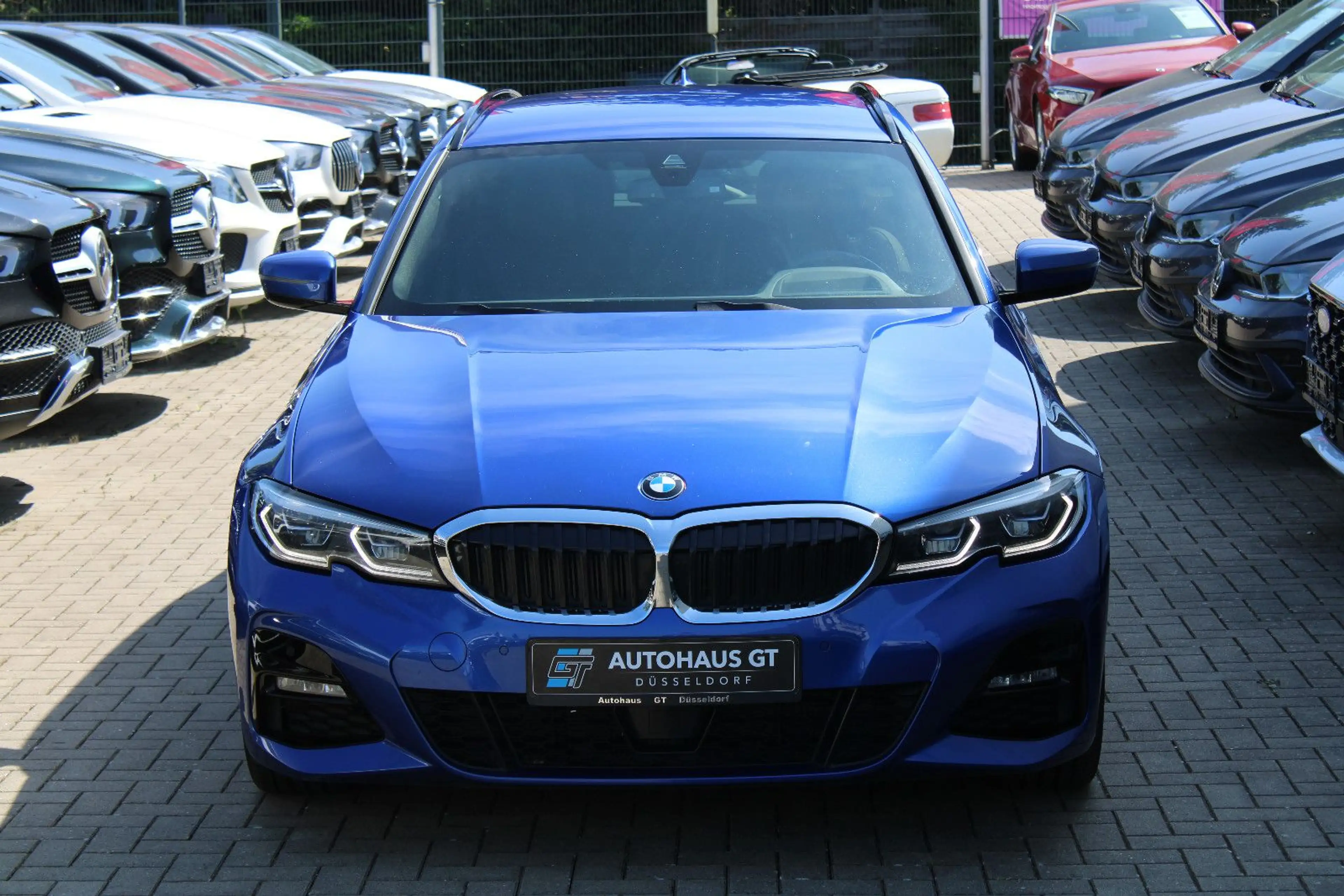 BMW 330 d xDrive Touring/M-Paket/HuD/ACC/Navi/Klima — photo 5