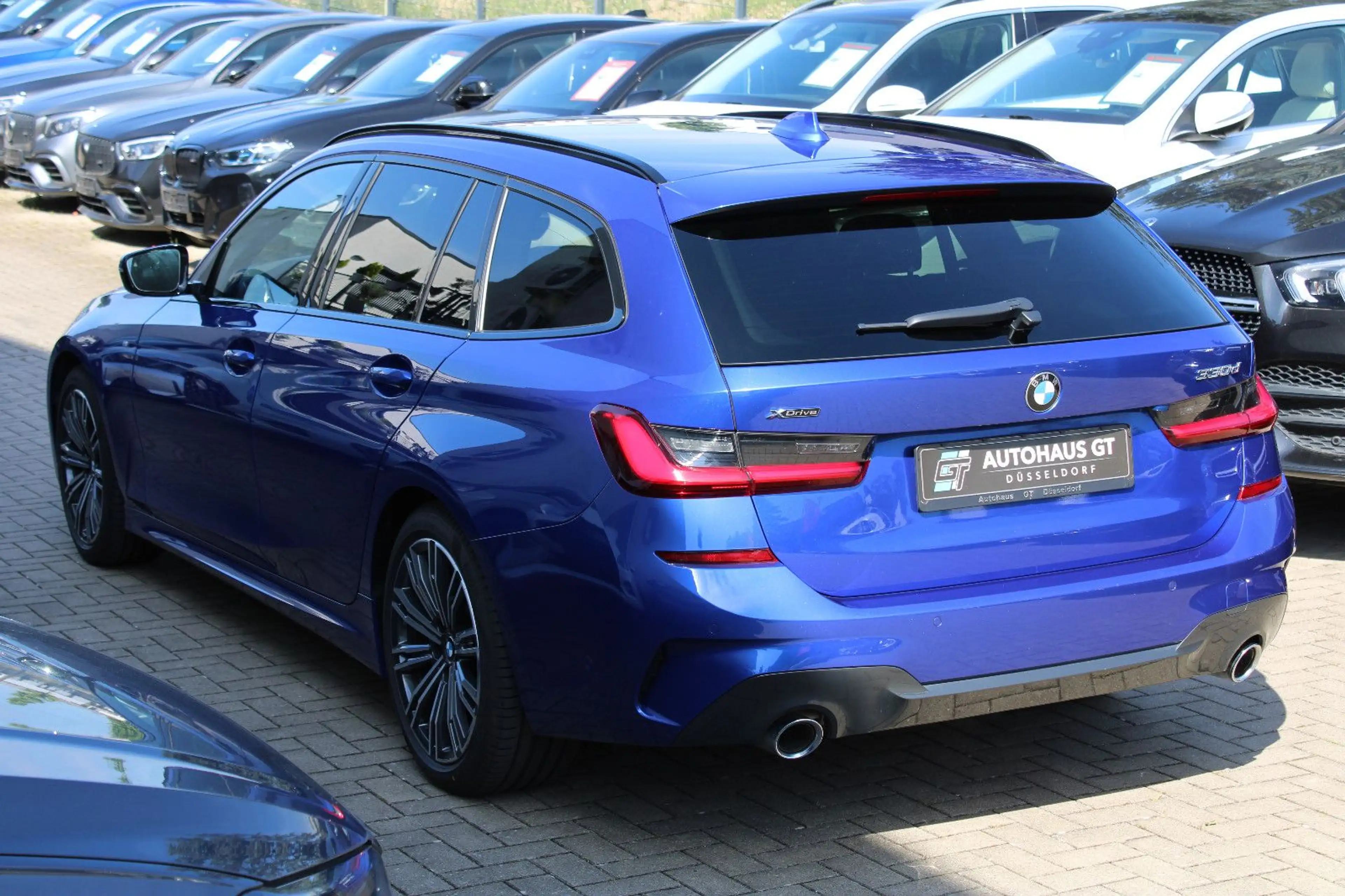 BMW 330 d xDrive Touring/M-Paket/HuD/ACC/Navi/Klima — photo 7