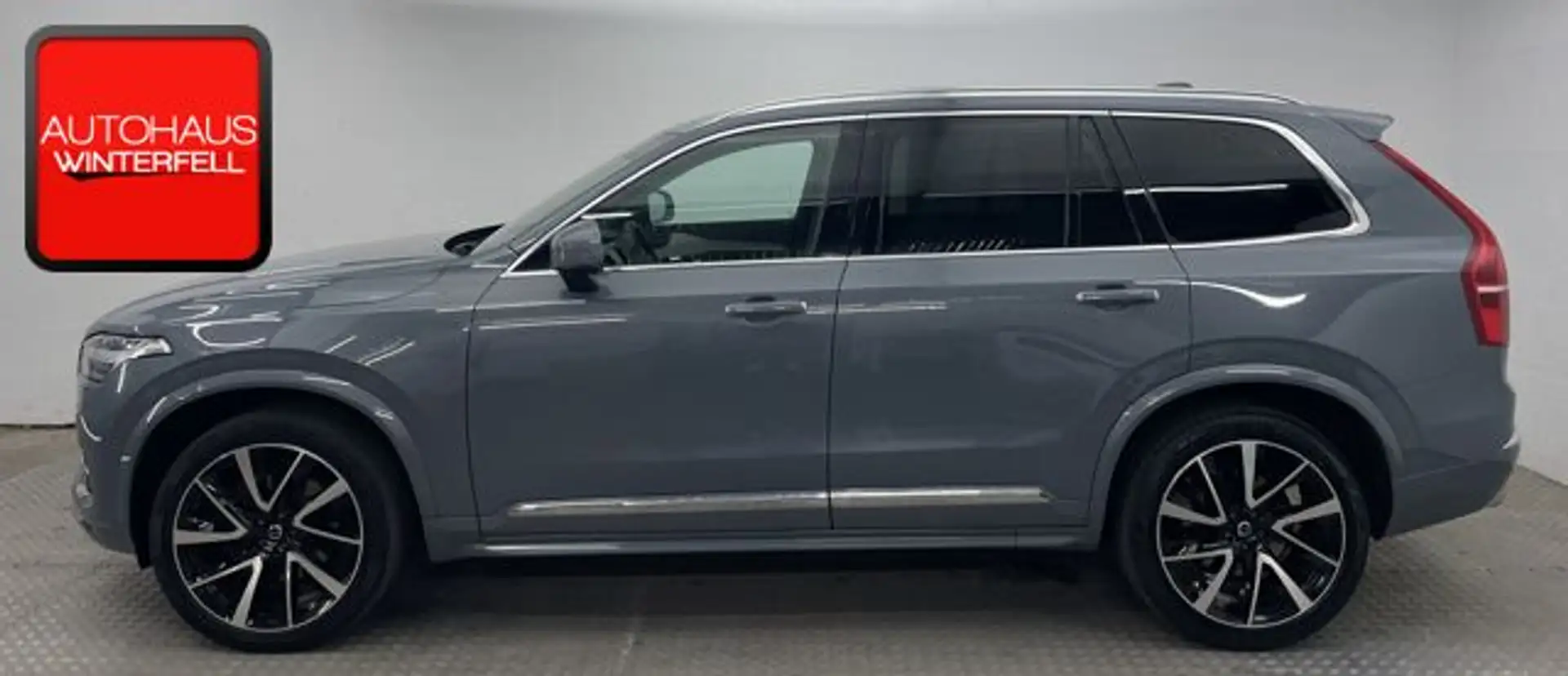 Volvo XC90 B5 D INSCRIPTION AWD 7SITZ+AHK+MASSAGE+STHZ Grau - 2