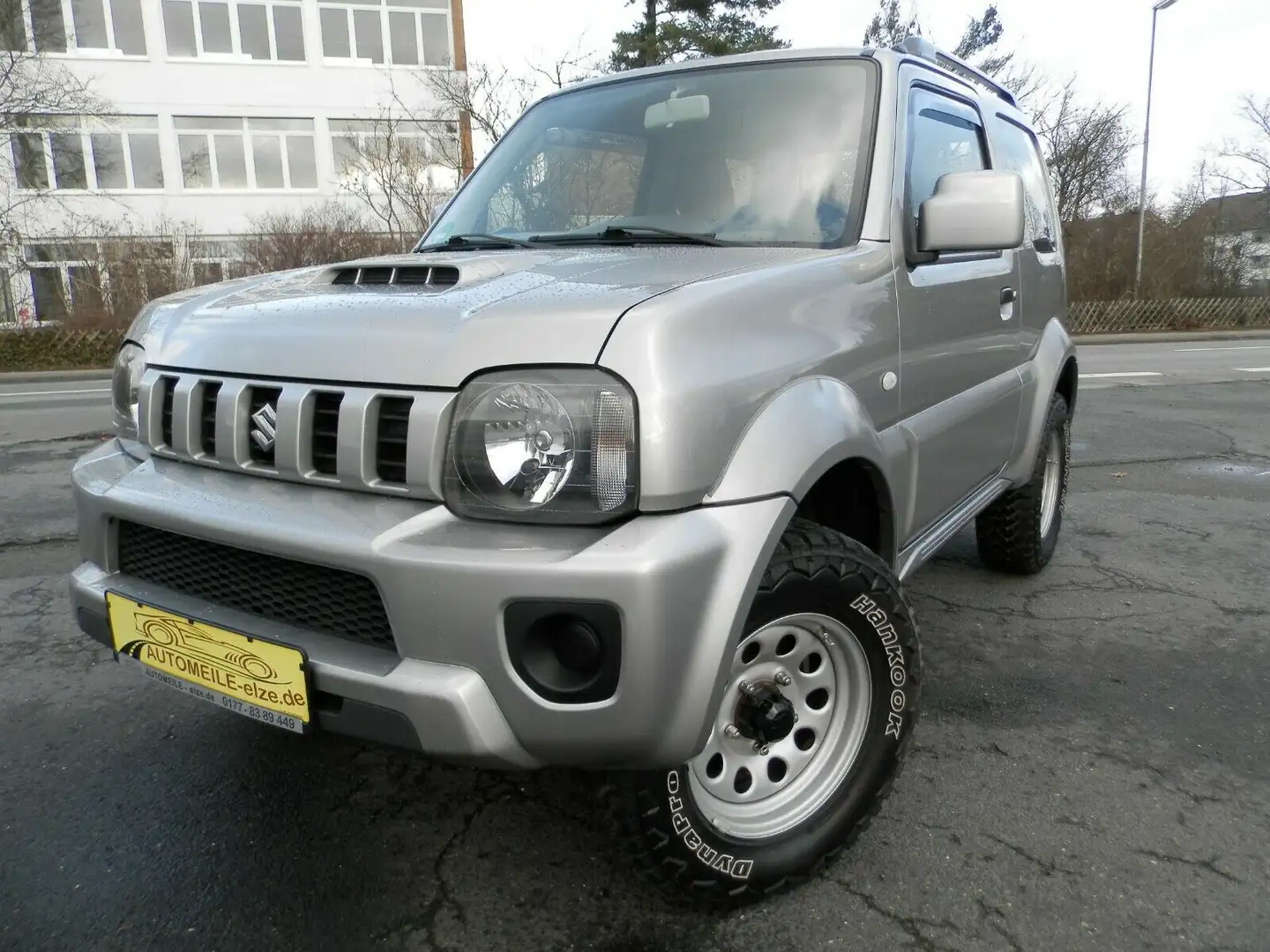 Suzuki Jimny 1.3 ALLGRIP Style*NR.88*NAVI*erst 59000KM* Grau - 2