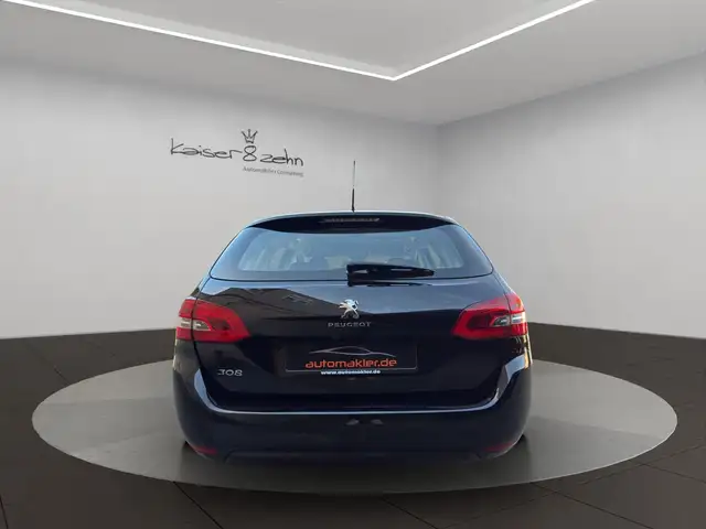 Peugeot 308 view 7