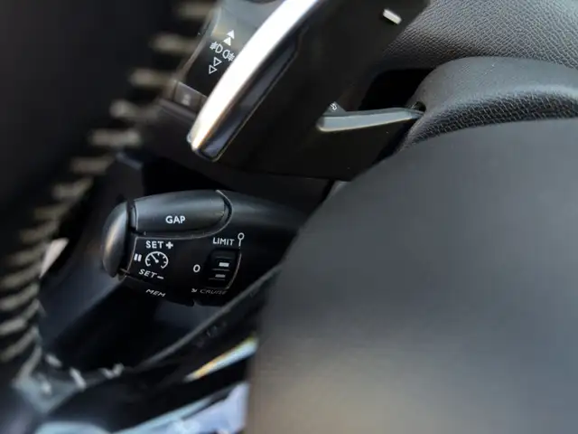 Peugeot 308 view 21
