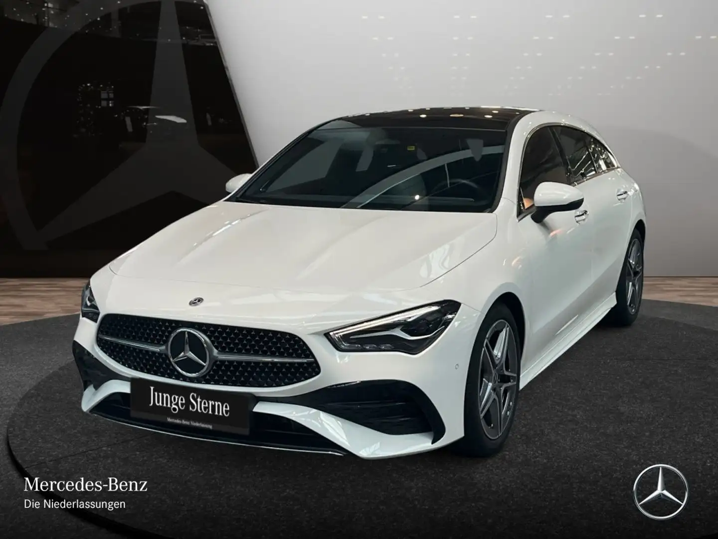 Mercedes-Benz CLA 200 AMG+PANO+AHK+LED+BURMESTER+KAMERA+KEYLESS Weiß - 2