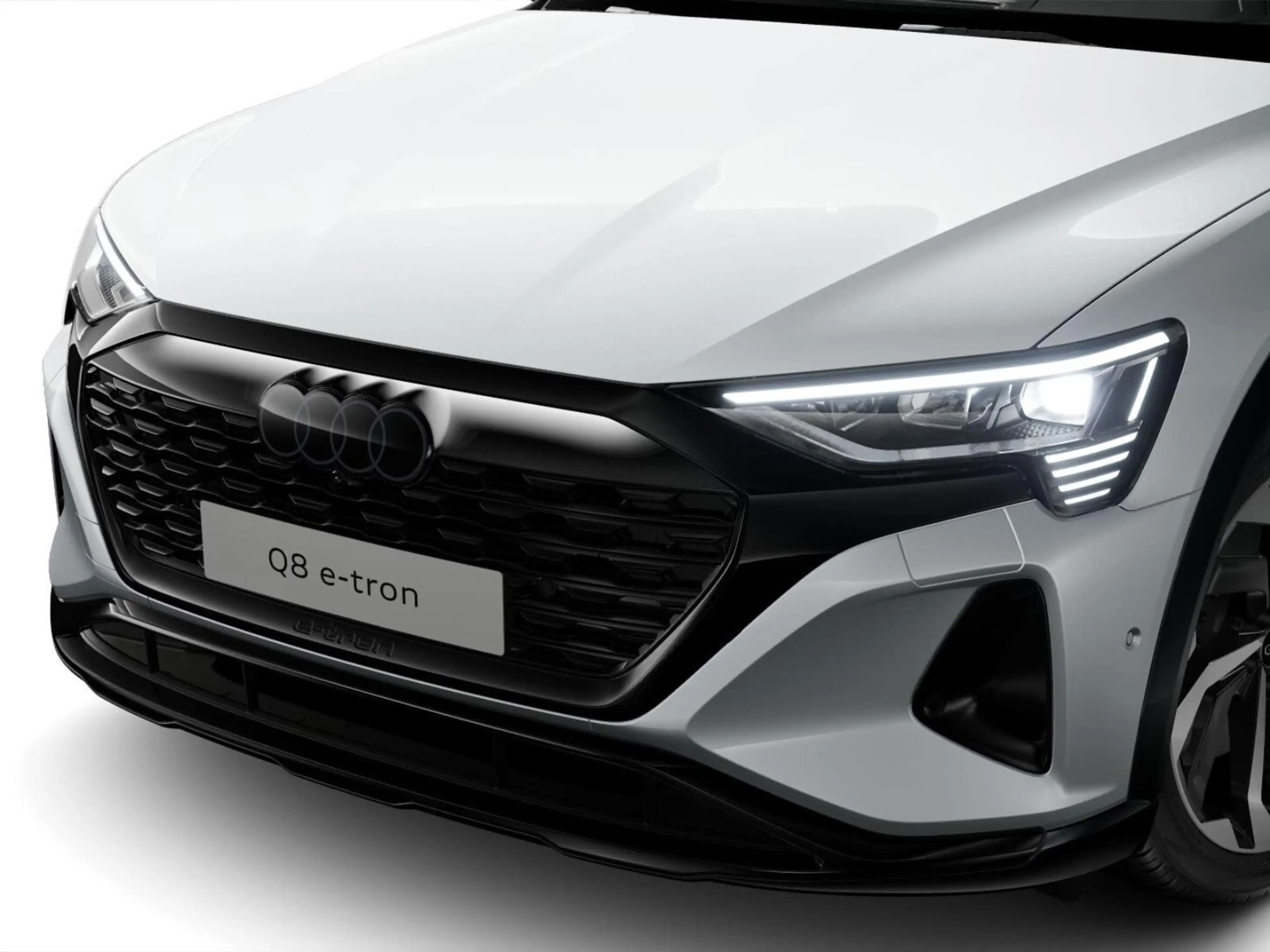 Audi Q8 e-tron 50 quattro advanced AHK*360°*ACC — photo 8