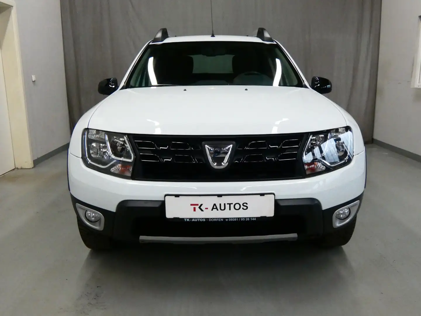 Dacia Duster 1.2 Black Shadow, Navi,Tempo,AHK,Kamera Weiß - 2