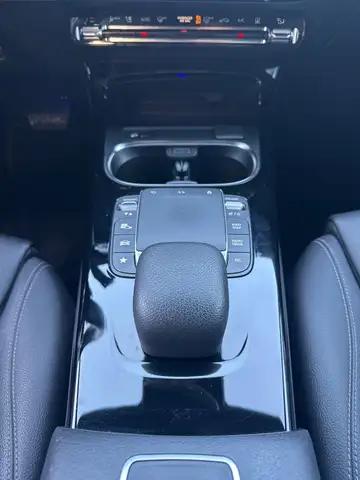 Mercedes-Benz Cla view 16