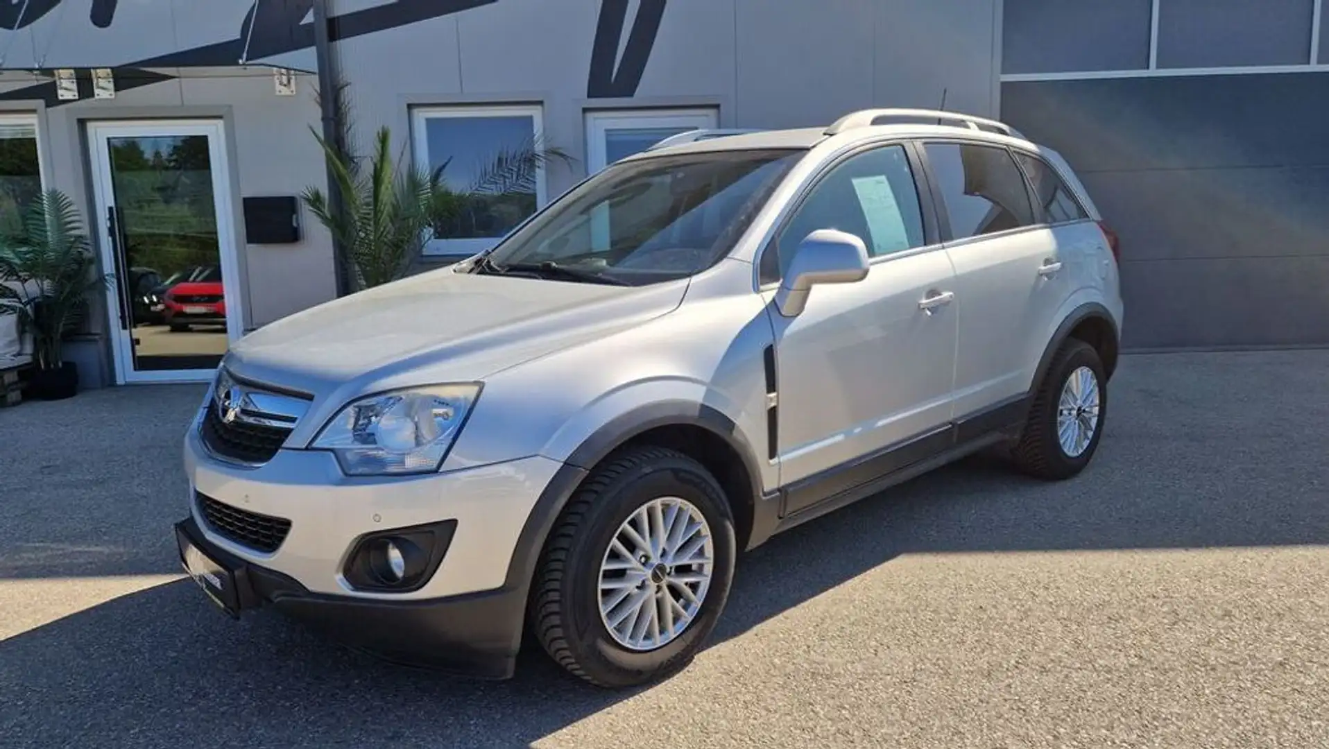 Opel Antara 2,2 CDTI Style ''Teilleder'' ''AHV'' Silber - 2