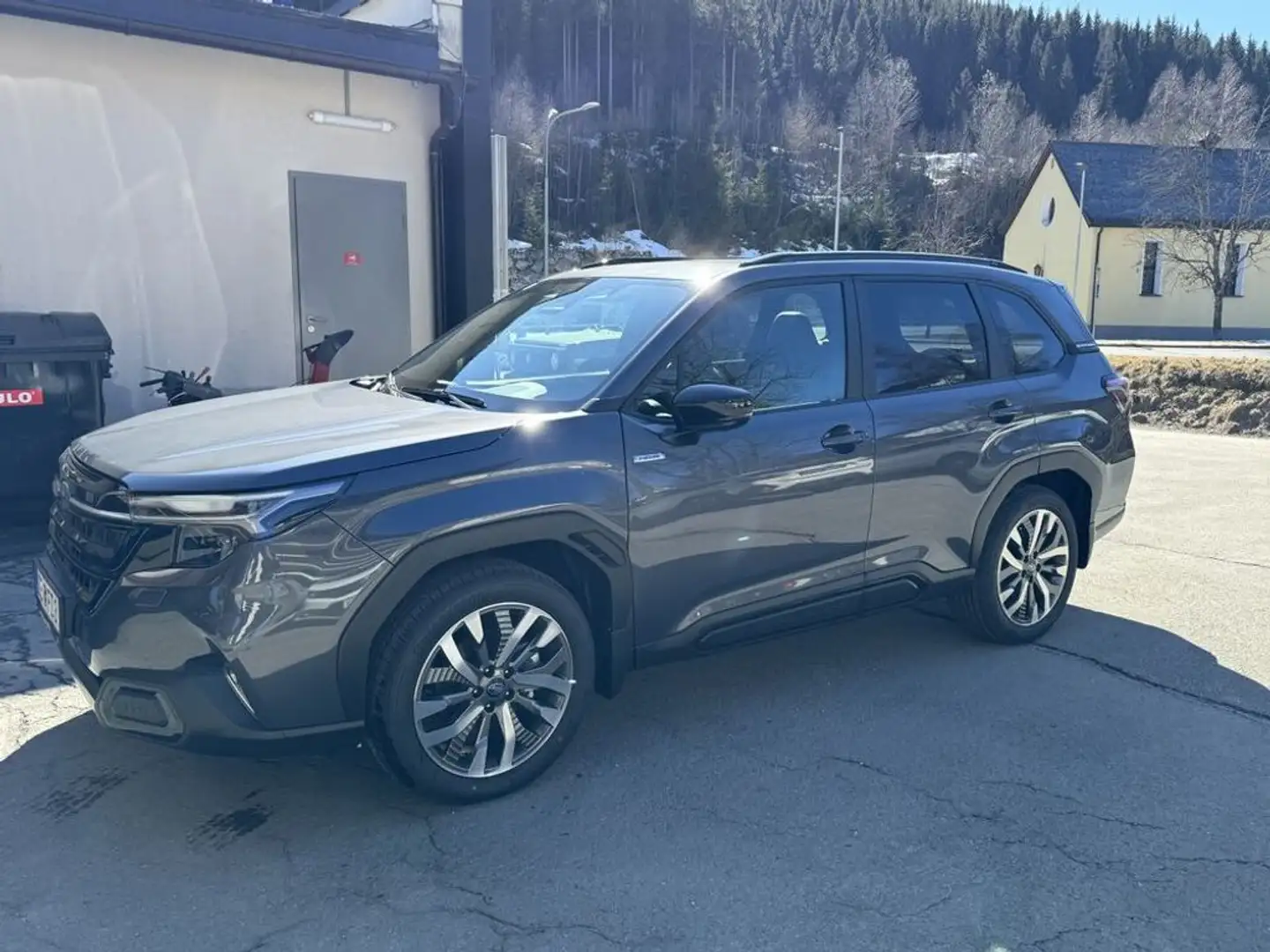 Subaru Forester Exclusive Vollausstattung Grau - 2
