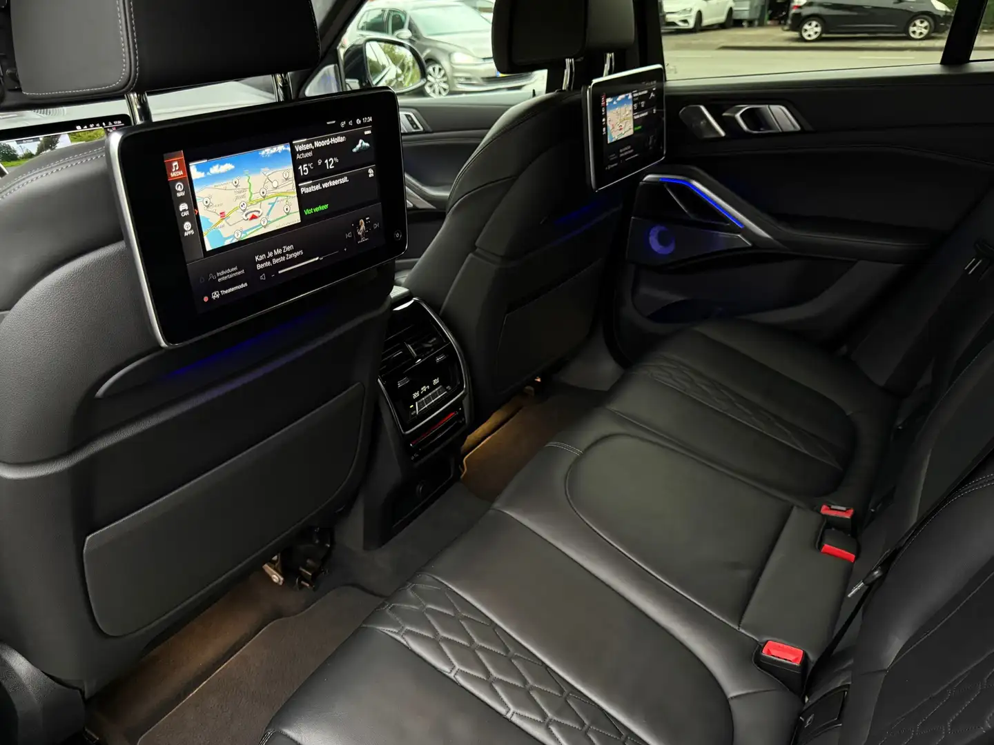 BMW X6 M50i High Executive - PANORAMADAK - 3X TV - BOWERS Grün - 2