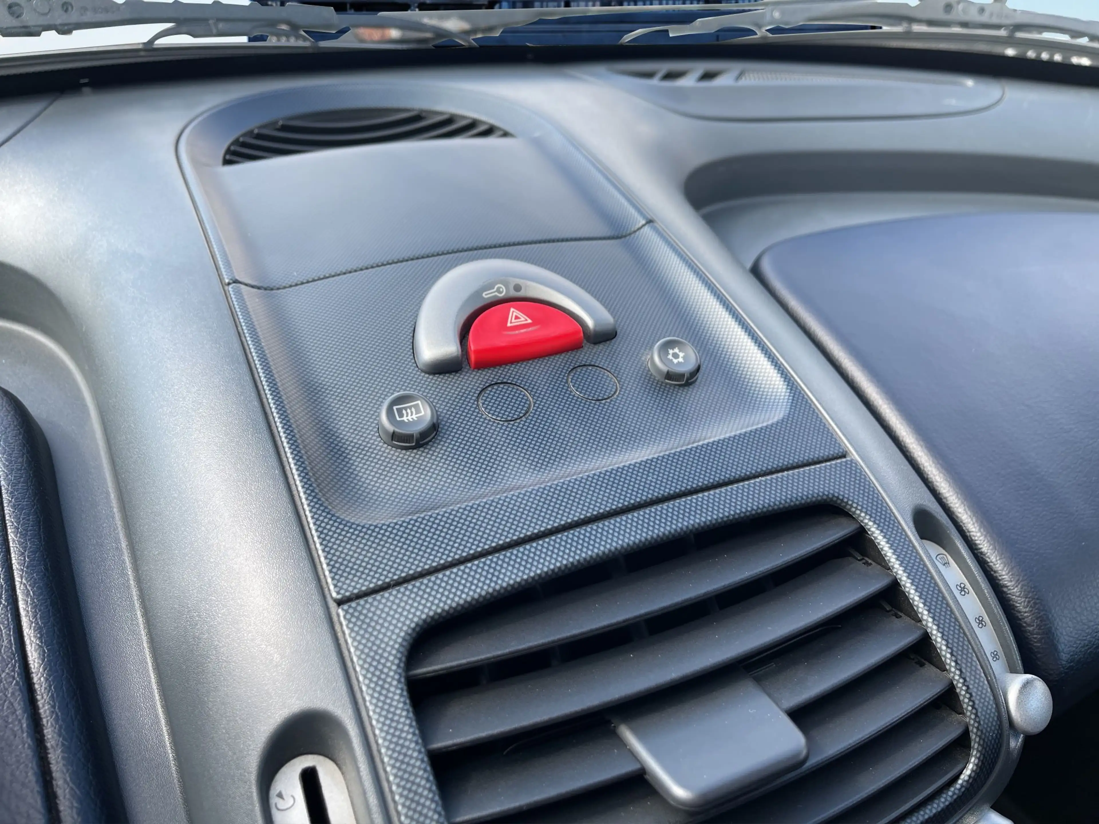 smart roadster BRABUS | 101 PS | LIMITIERTE AUFLAGE | LEDER | SH — photo 12