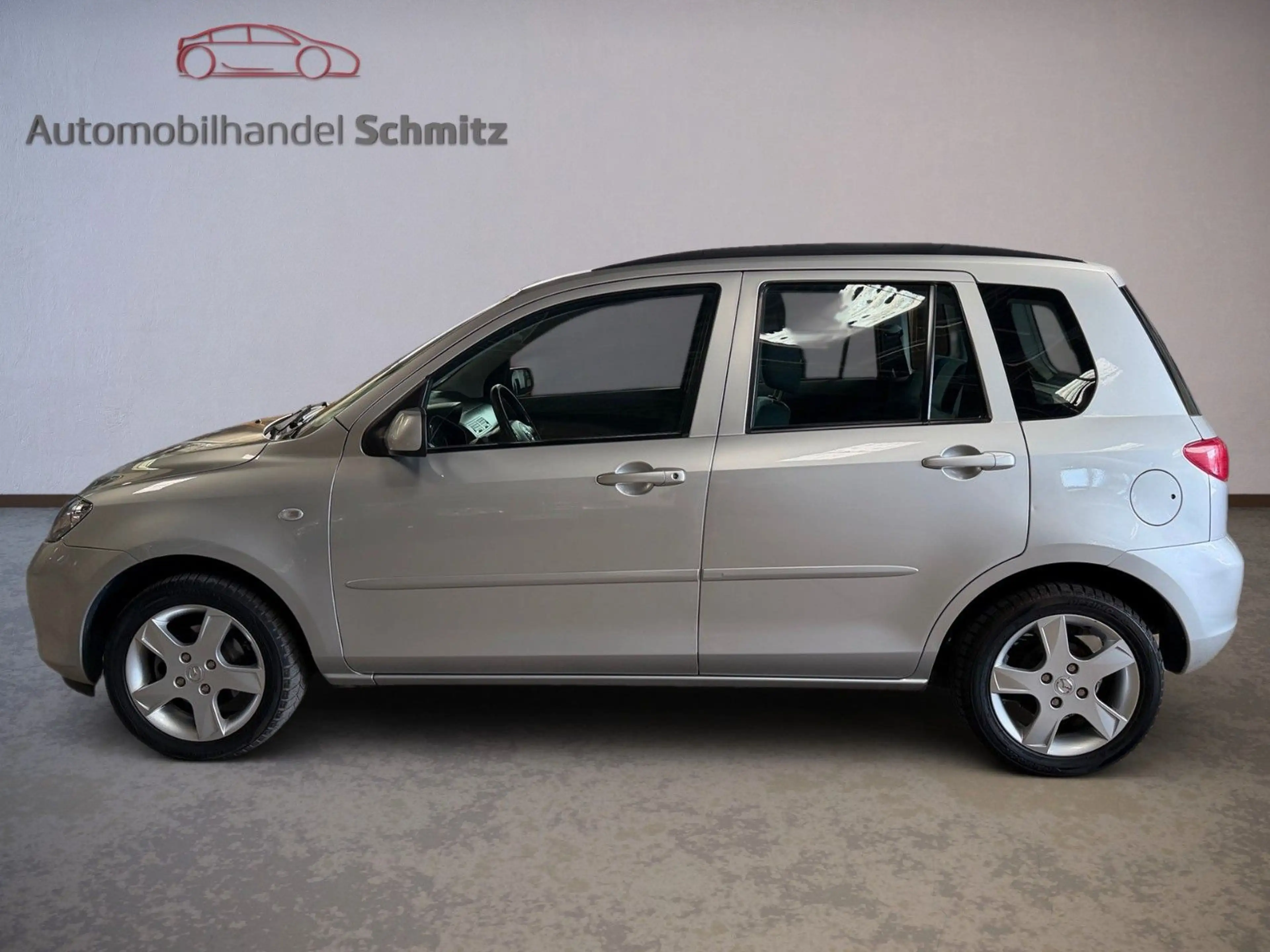 Mazda 2 1.4 Active erst 22.000 km Klima — photo 8