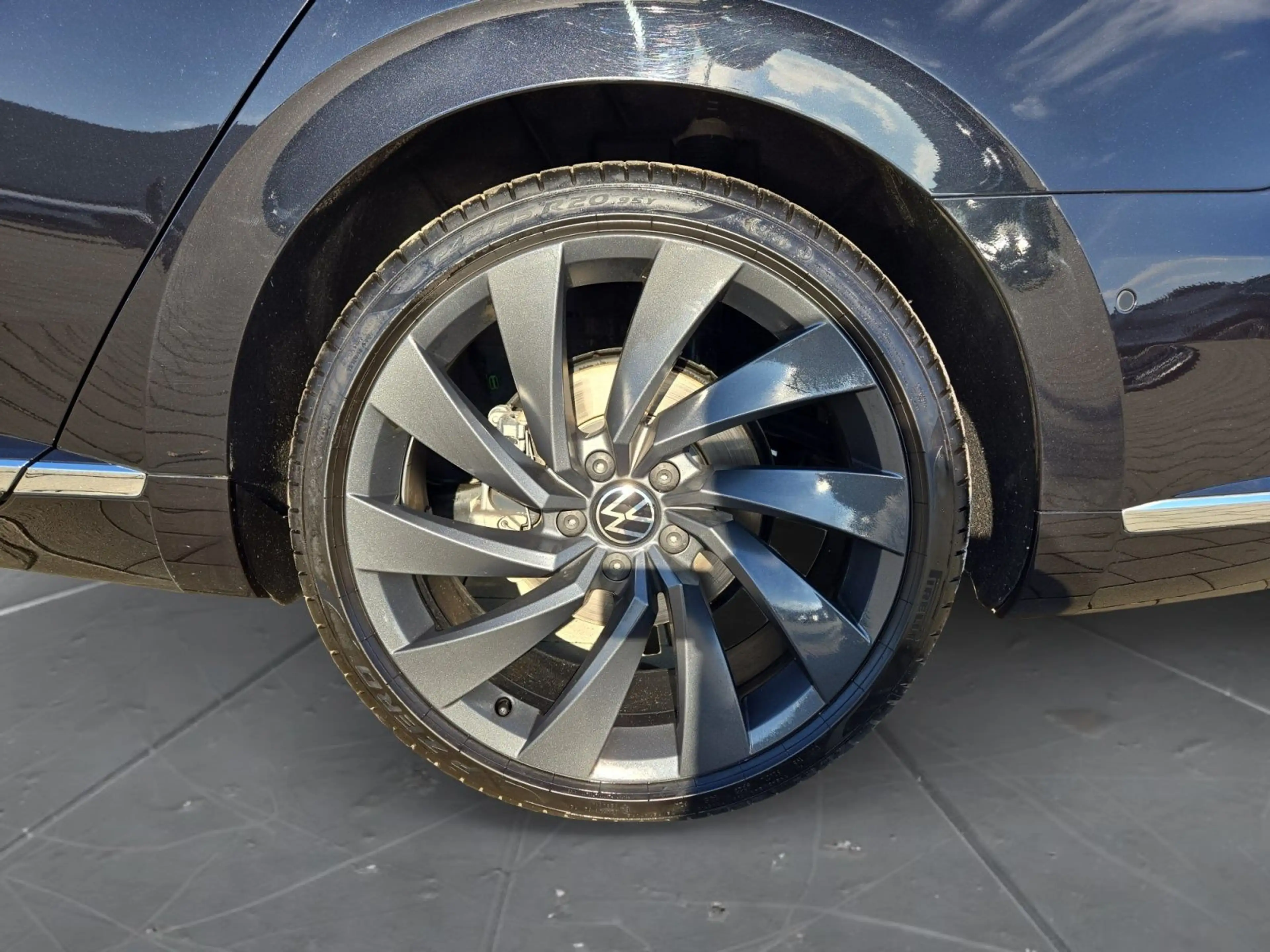 Volkswagen Arteon Arteon Shootingbrake R-Line 2.0 l TDI DSG, LEDER — photo 15