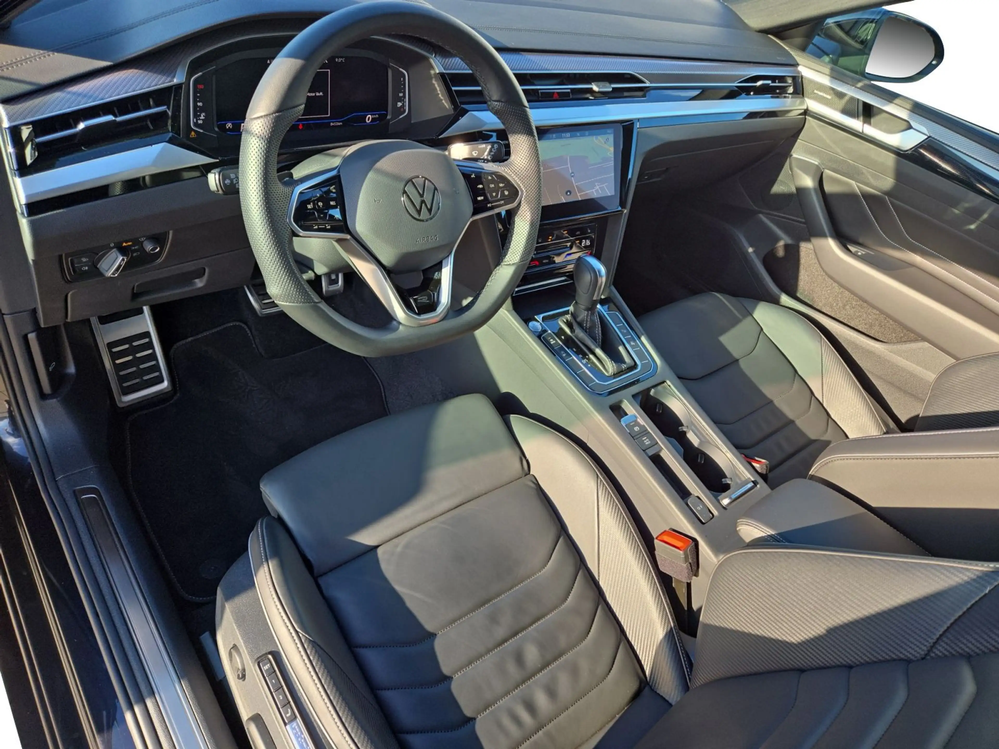 Volkswagen Arteon Arteon Shootingbrake R-Line 2.0 l TDI DSG, LEDER — photo 5