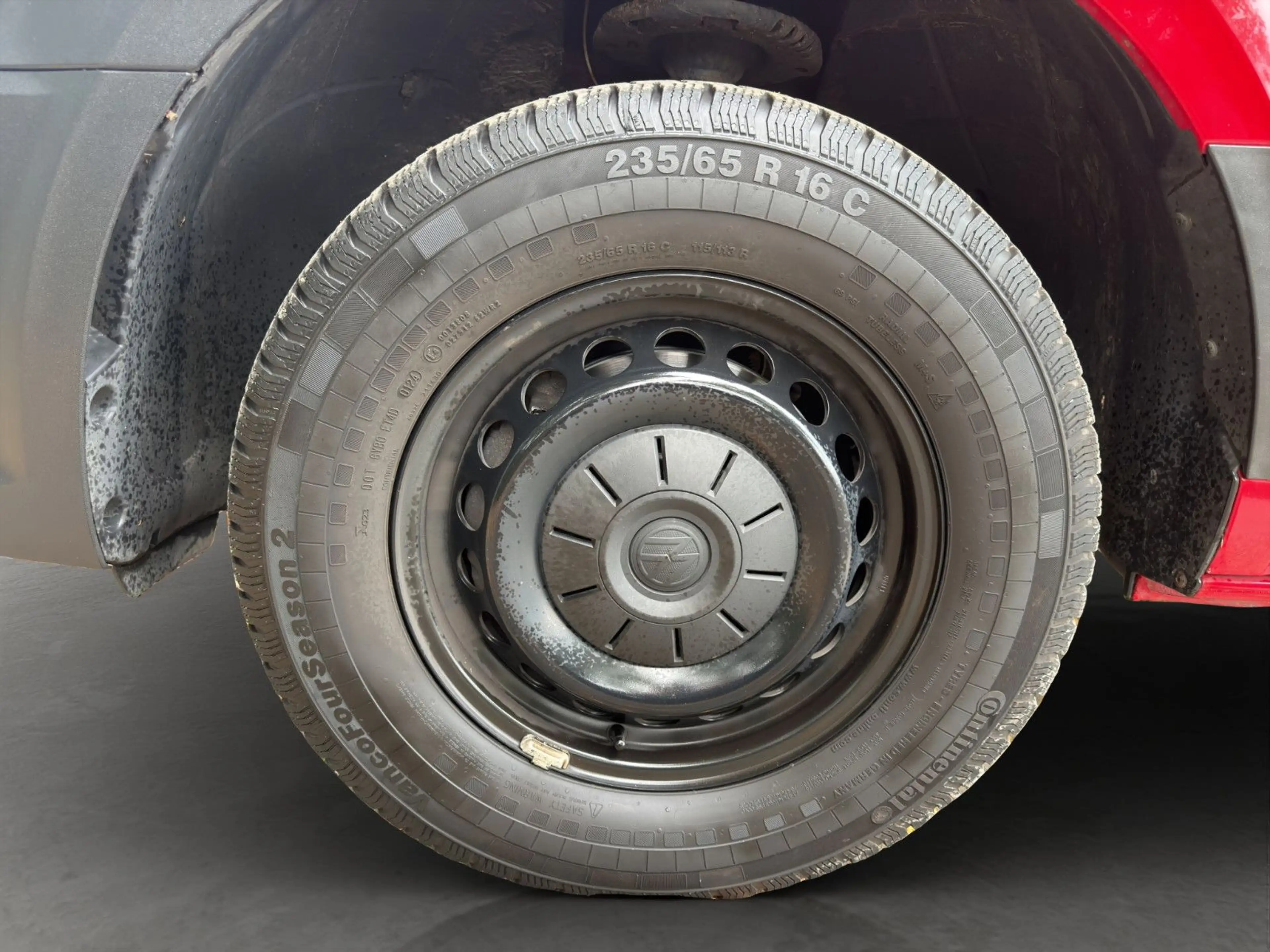 Volkswagen Crafter Kasten 2.0 TDI KLIMA SITZH KAM APP GJR — photo 9
