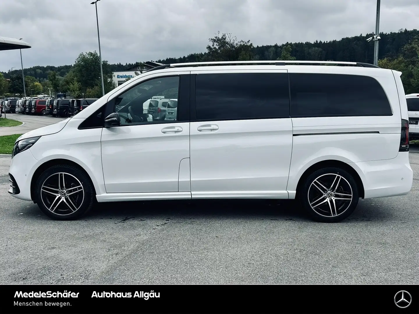 Mercedes-Benz V 300 V 300 d 4MATIC EXCLUSIVE L AMG PANO AIRMATIC 360 Weiß - 2