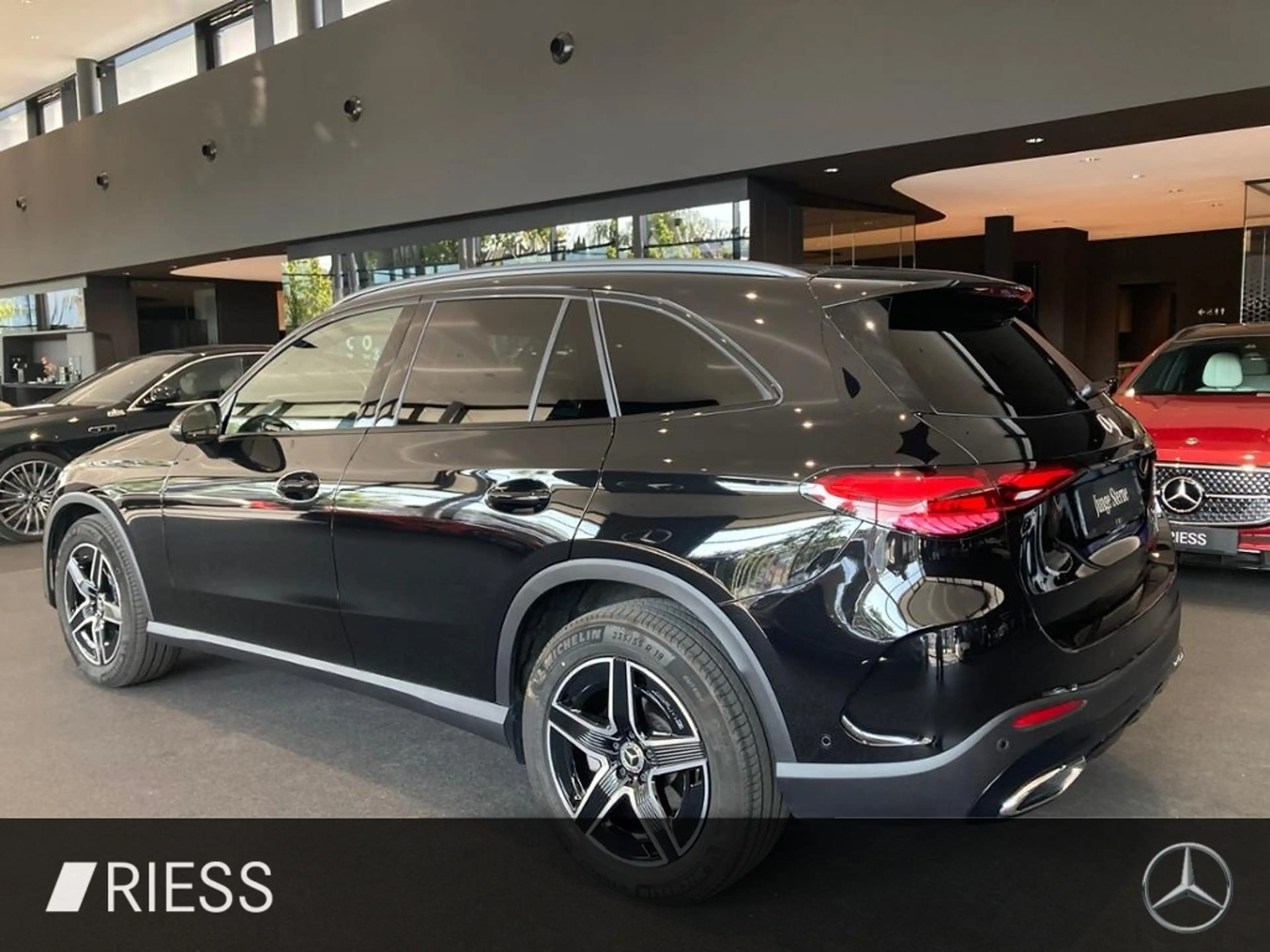 Mercedes-Benz GLC 220 d 4M ACC AHK AUT Kam. KeyLess KlimaA LED — photo 5