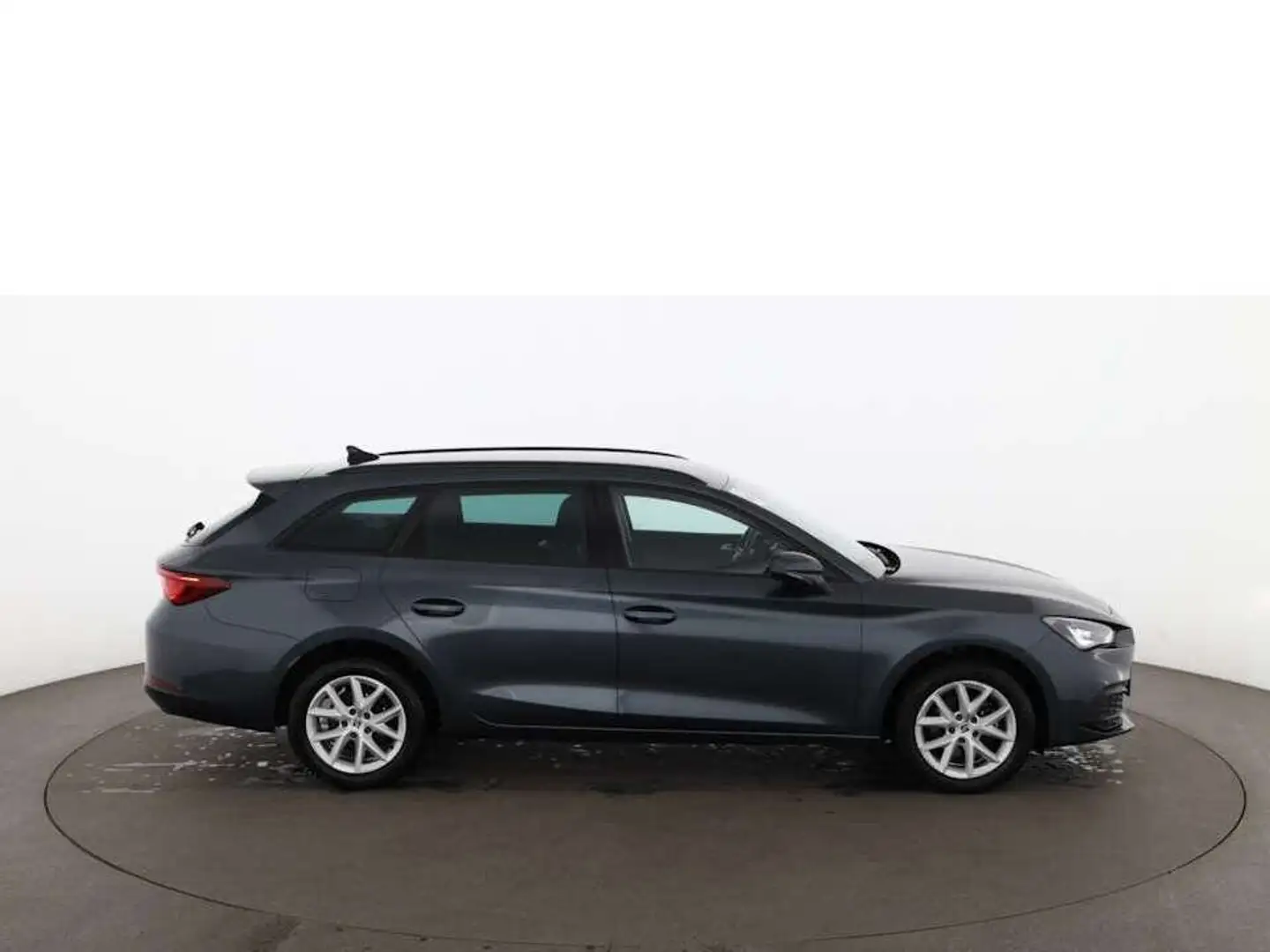 SEAT Leon Sportstourer 1.0 eTSI Style Aut LED RADAR Grau - 2