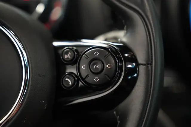 Mini Countryman view 9