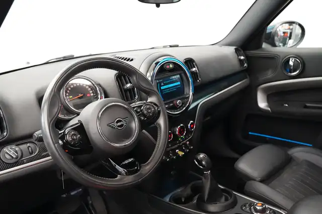 Mini Countryman view 5