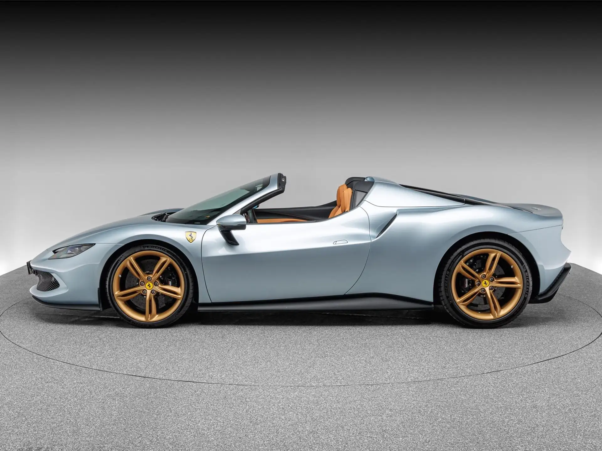 페라리 296 GTS 2024 회색 사진 2