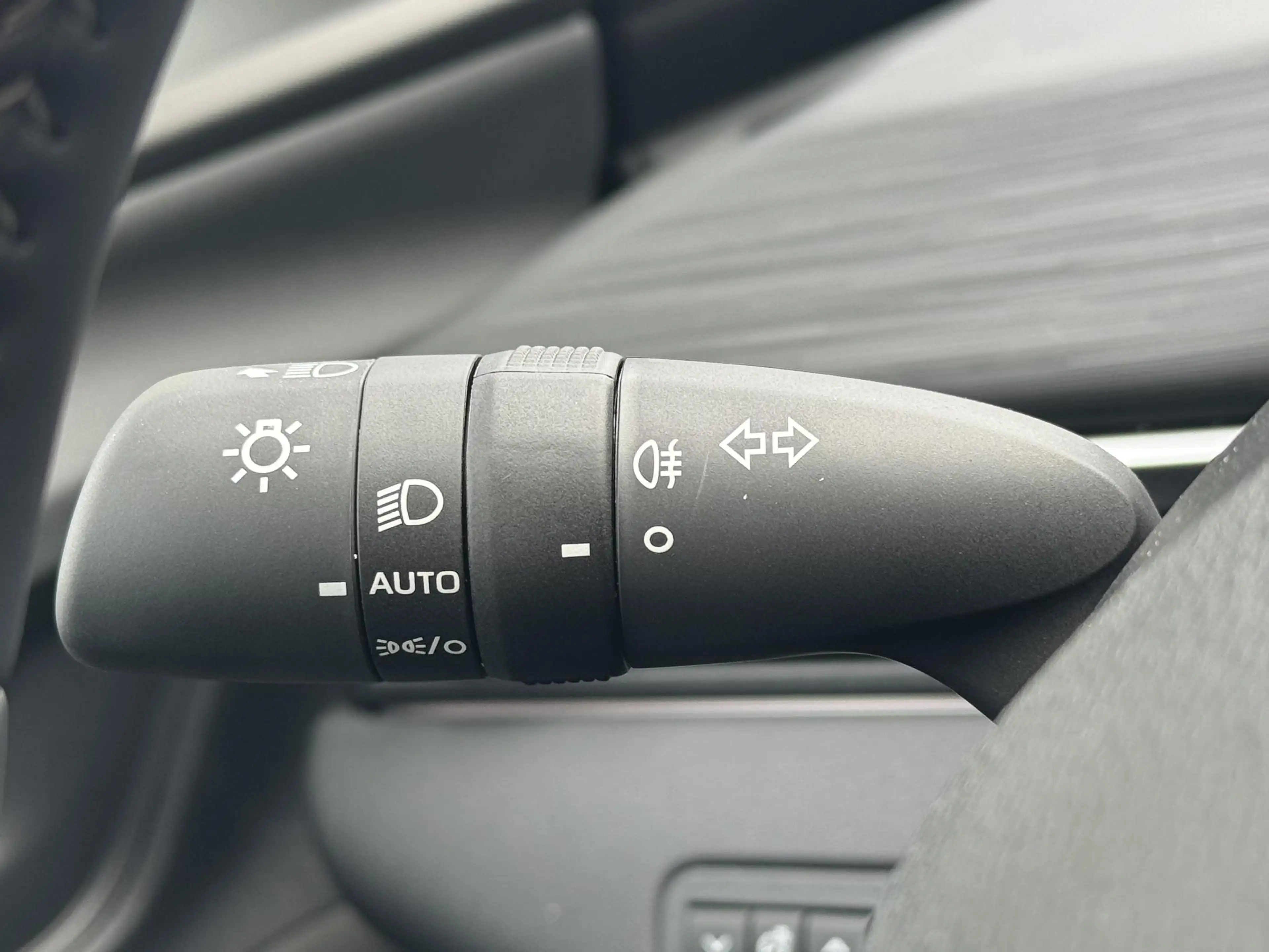 Toyota C-HR+ FIRST EDITION 77KWH NIEUW DIRECT LEVERBAAR! STOEL/ — photo 7