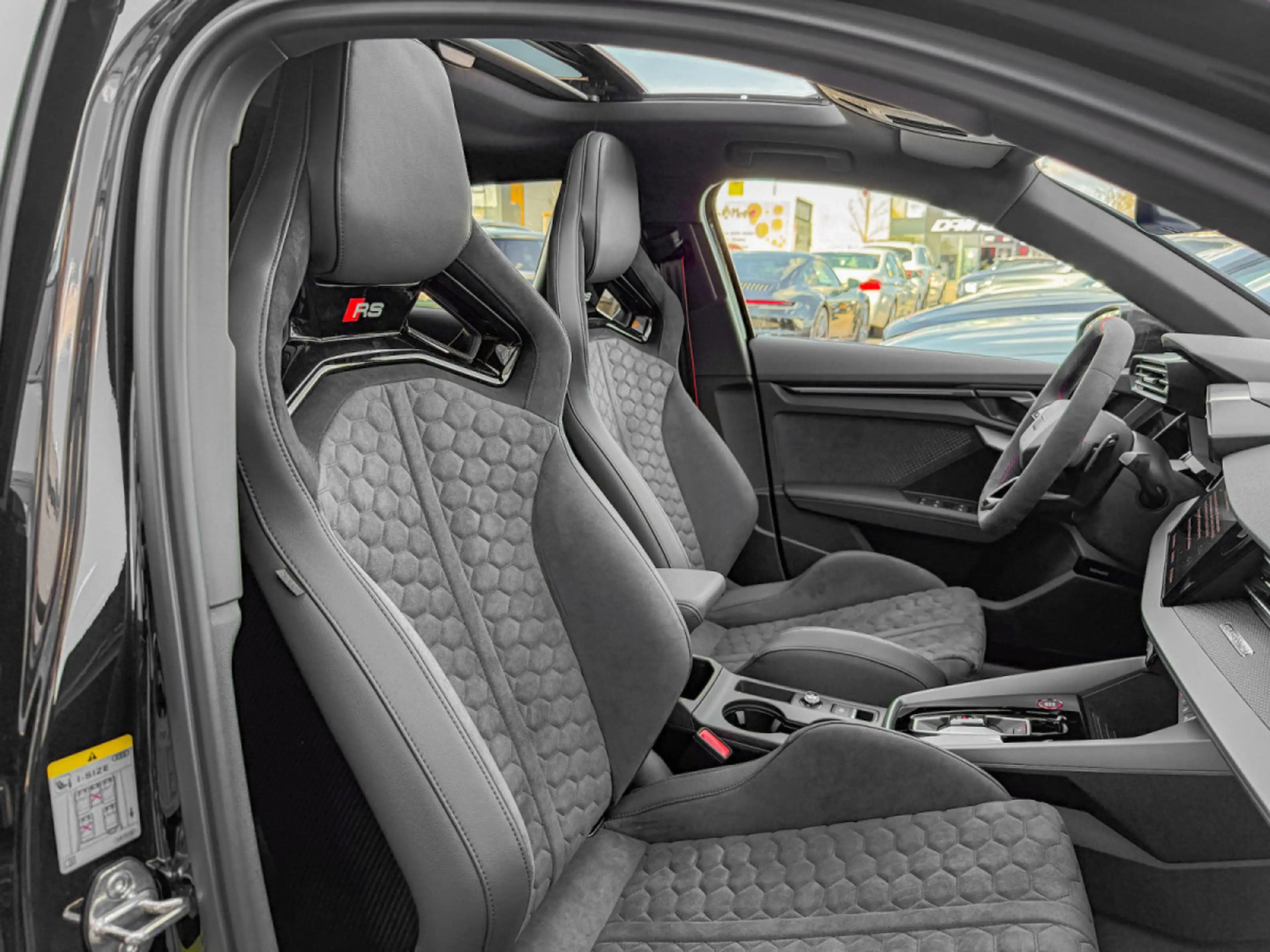 Audi RS3 2.5 TFSI SPORTBACK QUATTRO/ GARANTIE 5/Pano/19/360 — photo 14