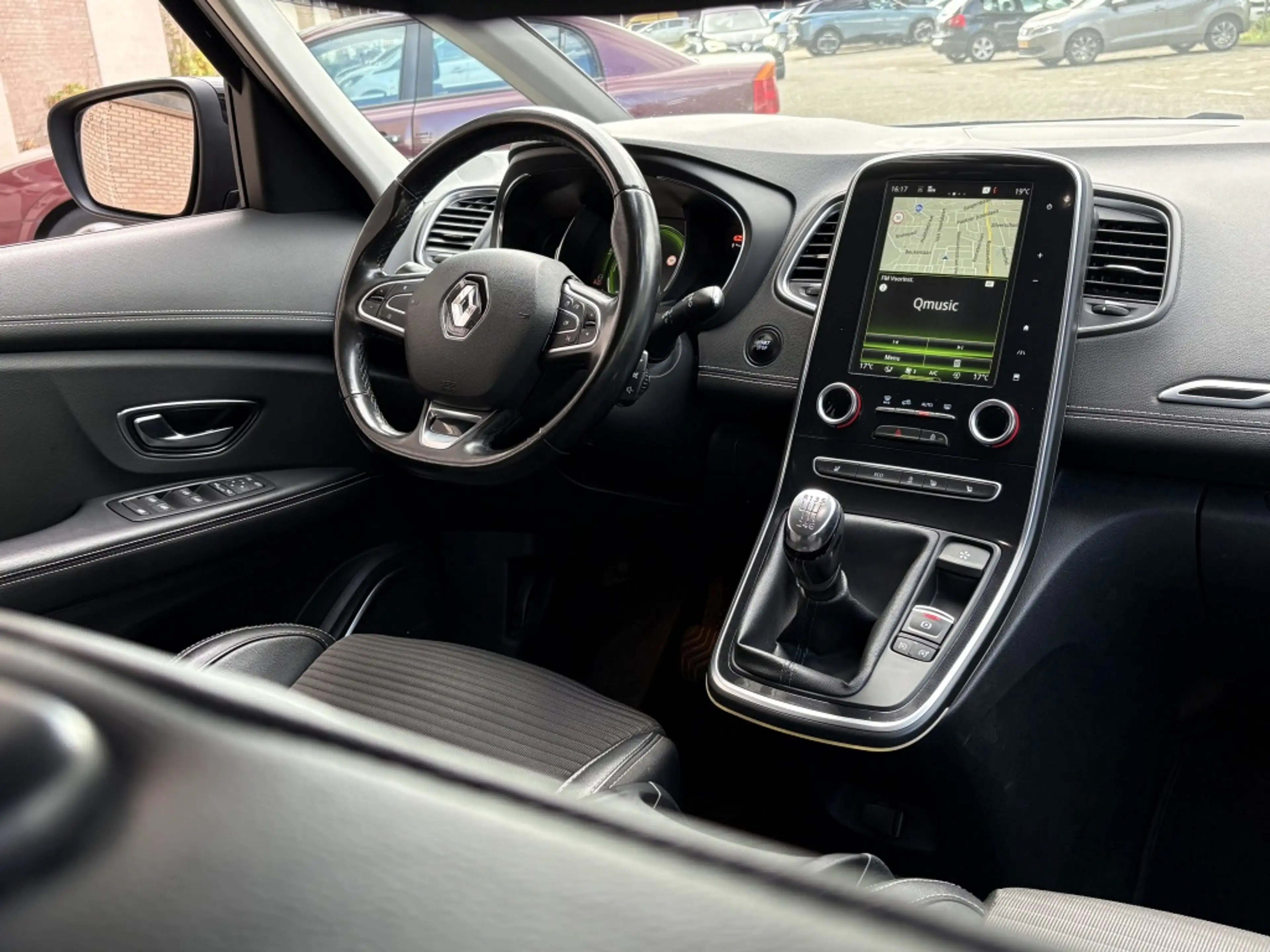 Renault Grand Scenic 1.2 TCe Zen 7p. Navi Clima Massage — photo 2
