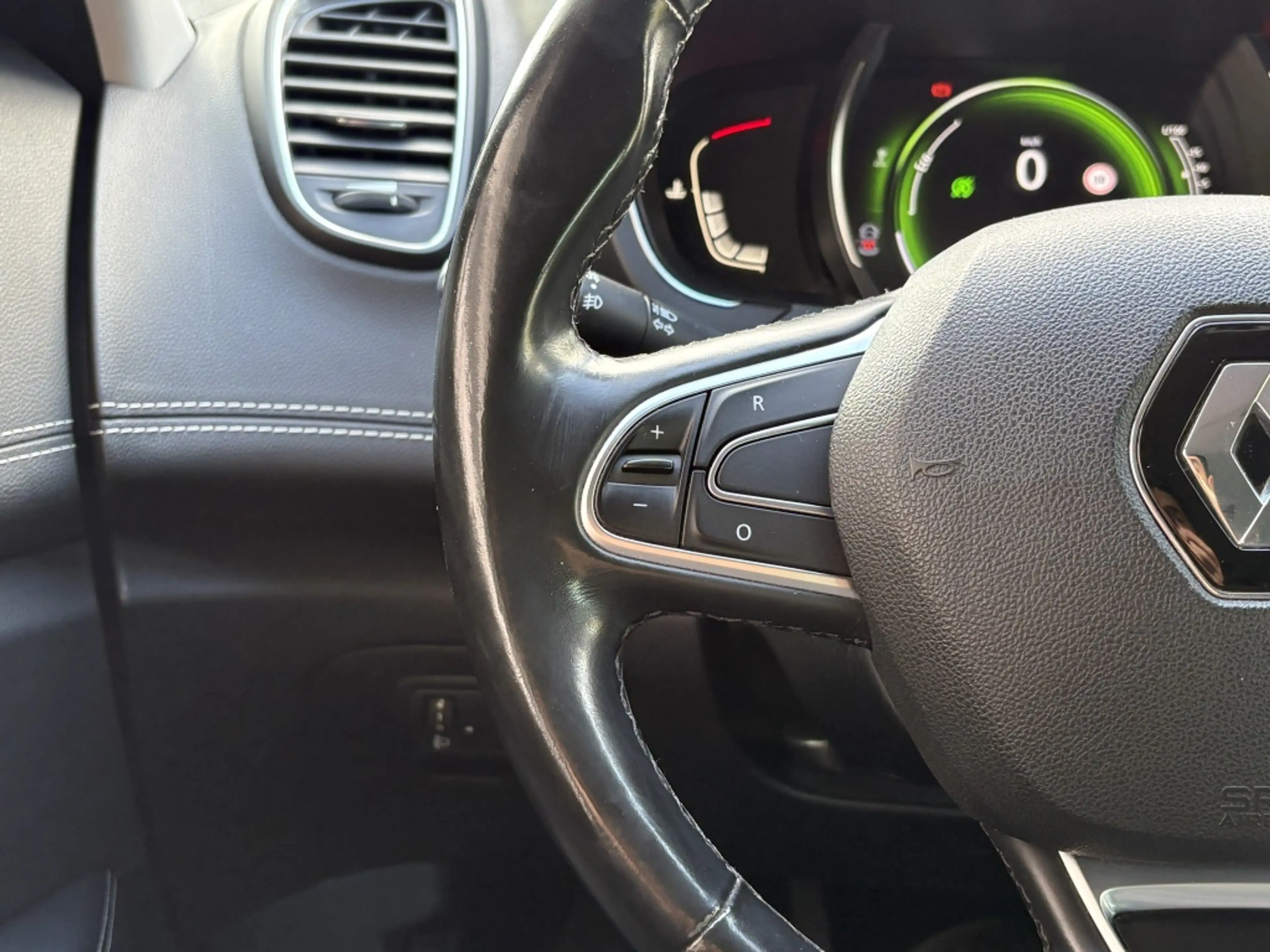 Renault Grand Scenic 1.2 TCe Zen 7p. Navi Clima Massage — photo 9