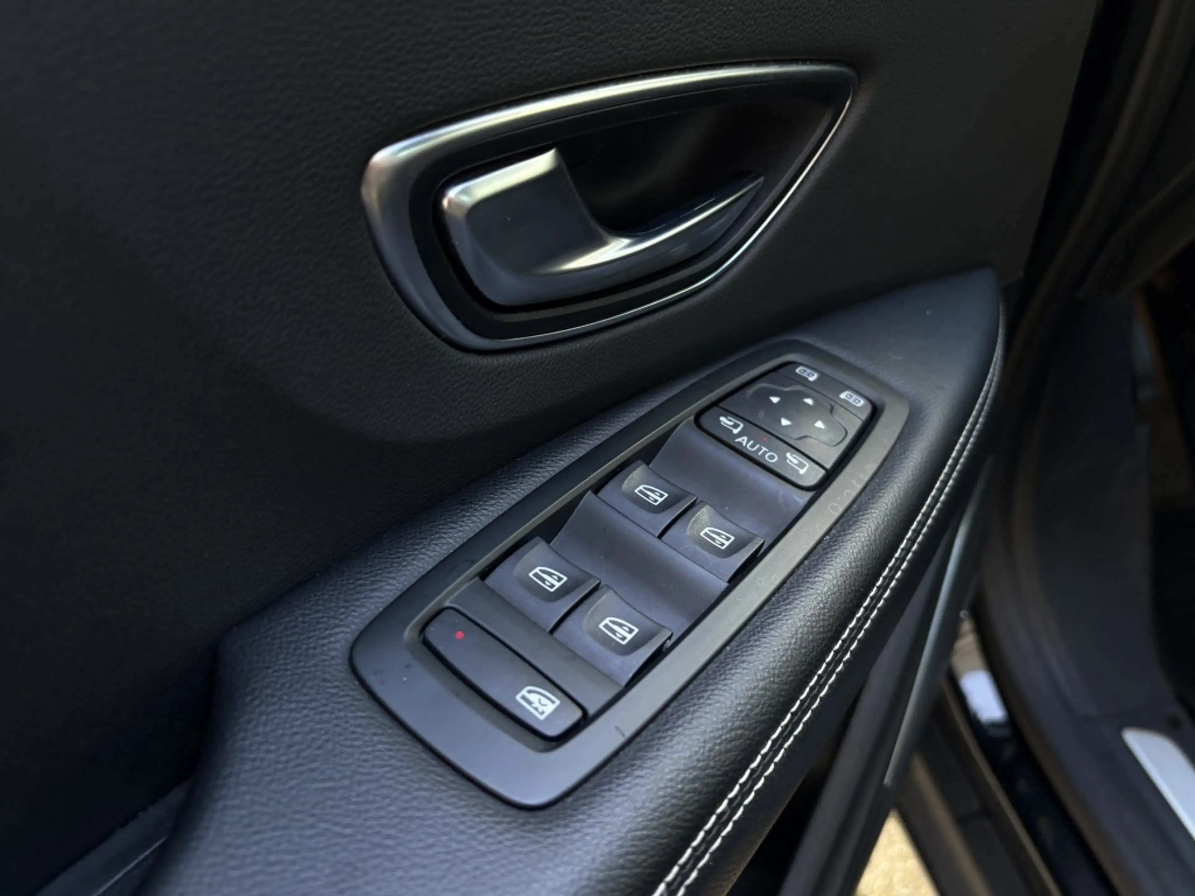 Renault Grand Scenic 1.2 TCe Zen 7p. Navi Clima Massage — photo 21