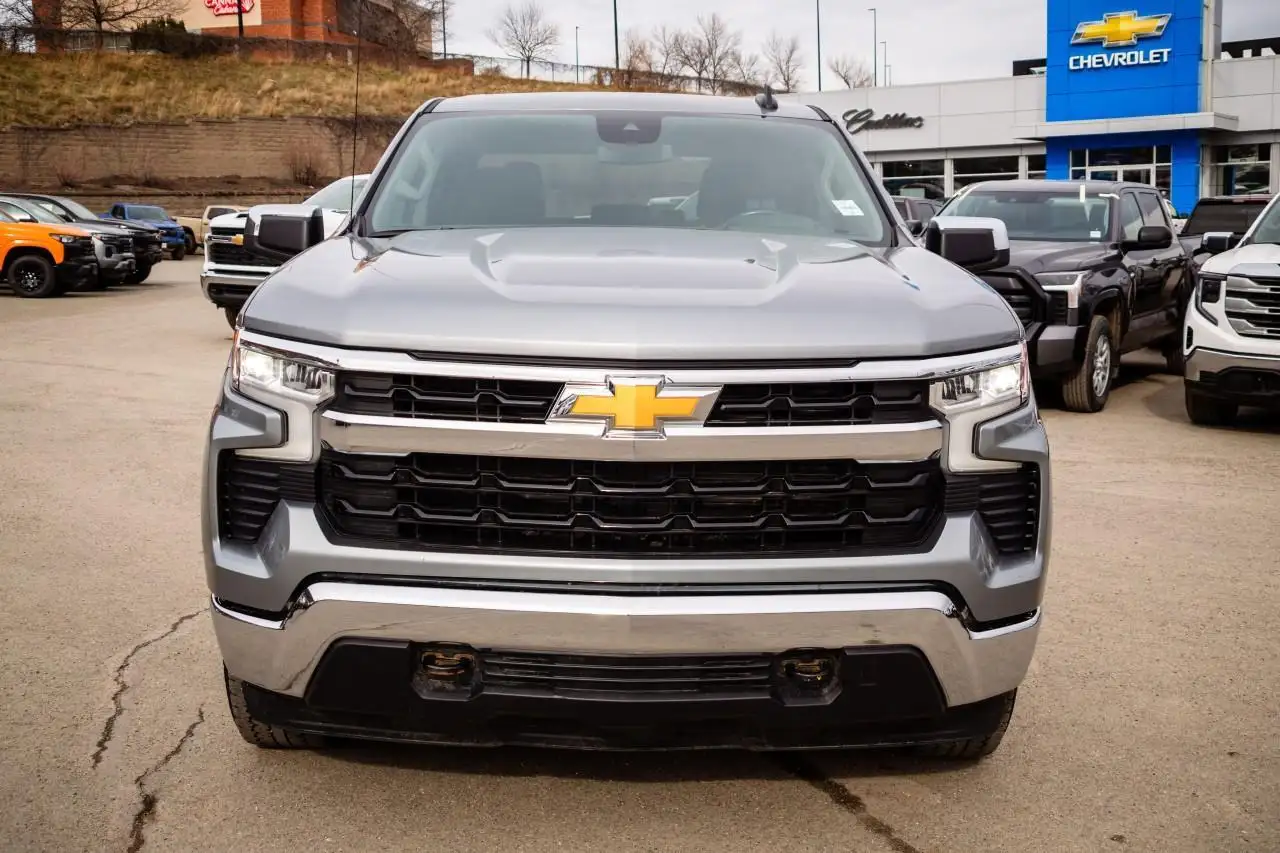 Chevrolet Silverado 1500 снимка Chevrolet Silverado 1500